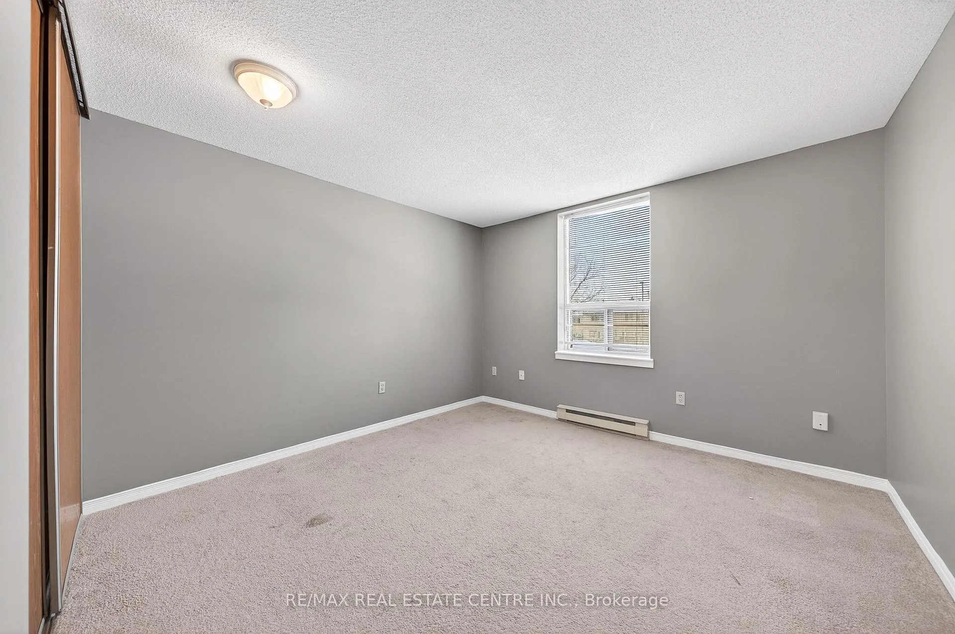 Photo 28 of Unit 212, 35 Green Valley Drive, Kitchener — HOMEH