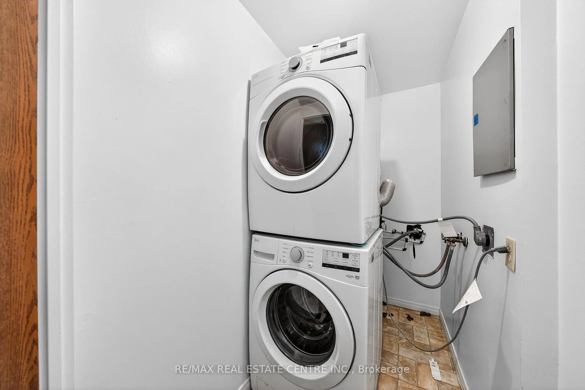 Photo 30 of Unit 212, 35 Green Valley Drive, Kitchener — HOMEH