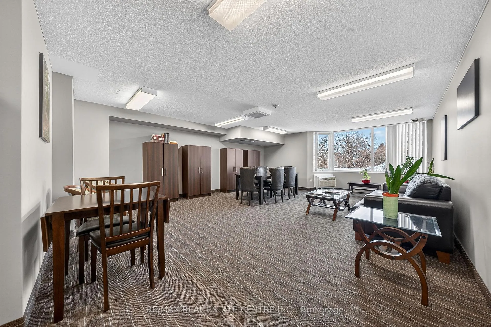 Photo 31 of Unit 212, 35 Green Valley Drive, Kitchener — HOMEH