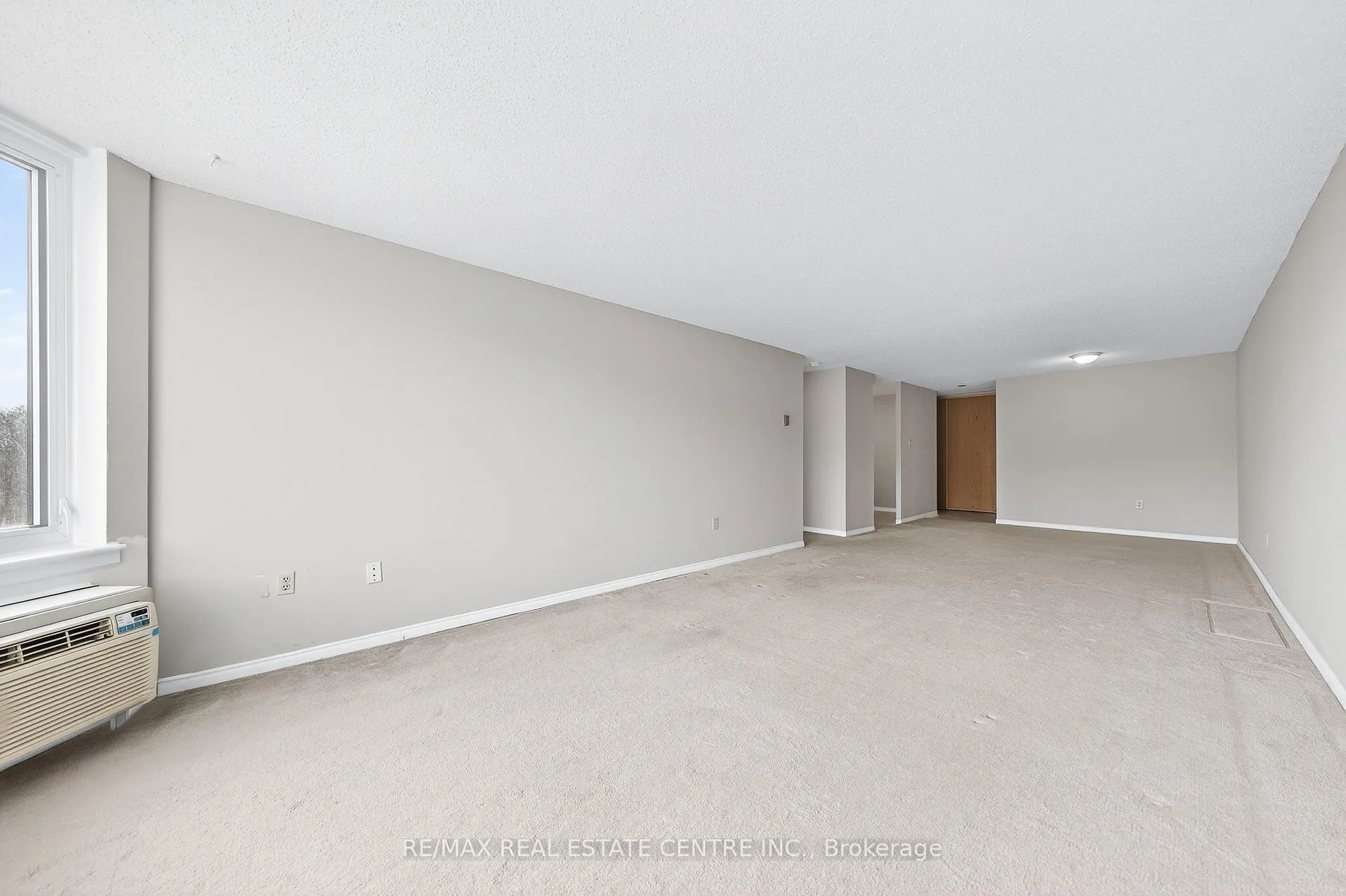 Photo 13 of Unit 1002, 35 Green Valley Drive, Kitchener, Pioneer Park — HOMEH