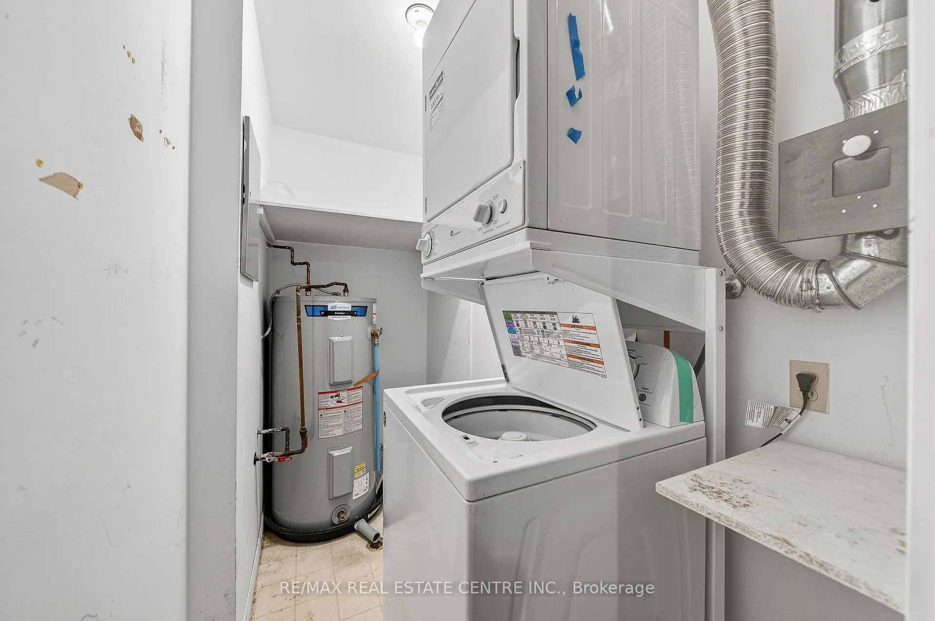 Photo 24 of Unit 1002, 35 Green Valley Drive, Kitchener, Pioneer Park — HOMEH