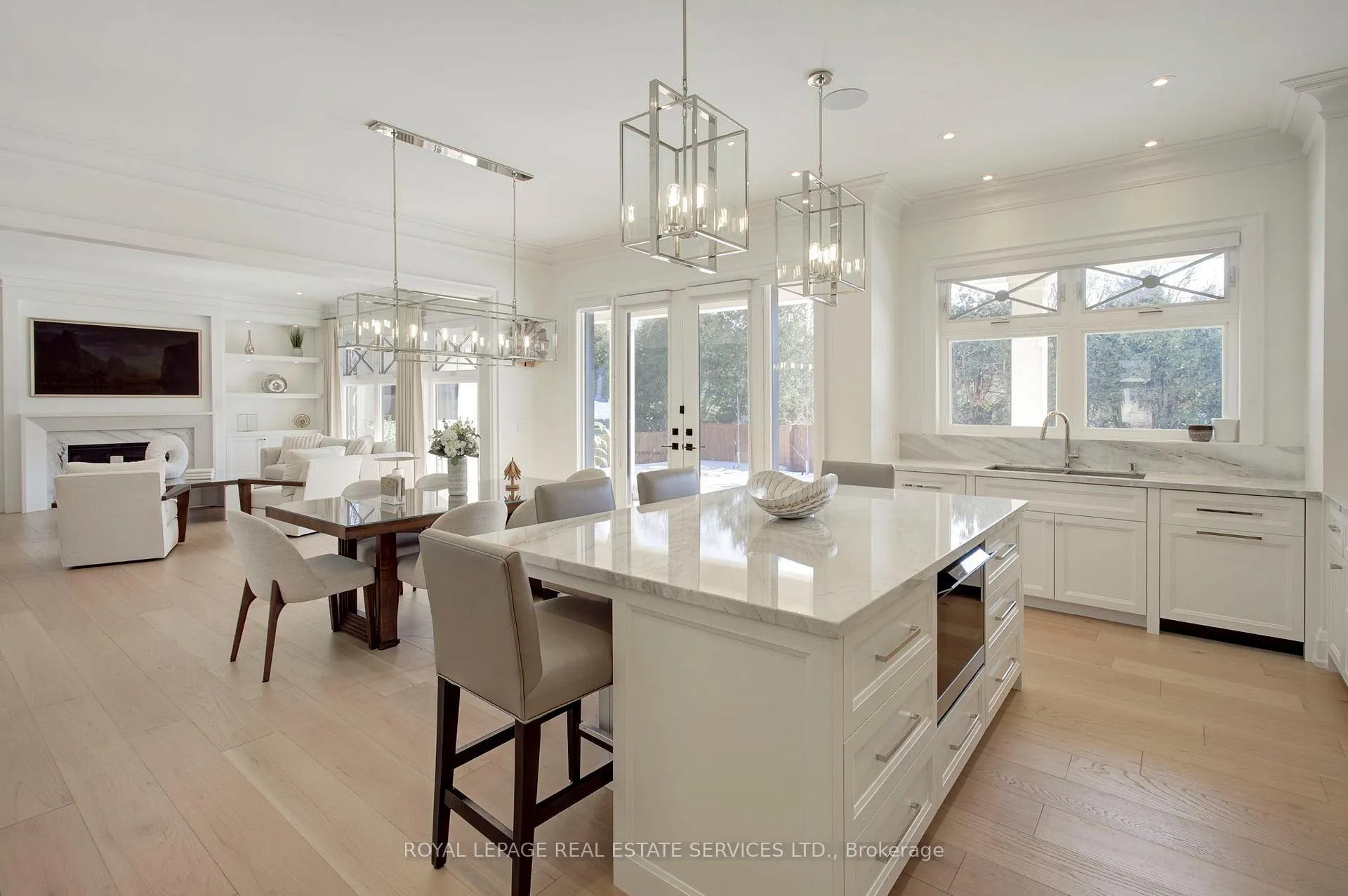 Photo 10 of 1504 Warren Drive, Oakville, Morrison — HOMEH