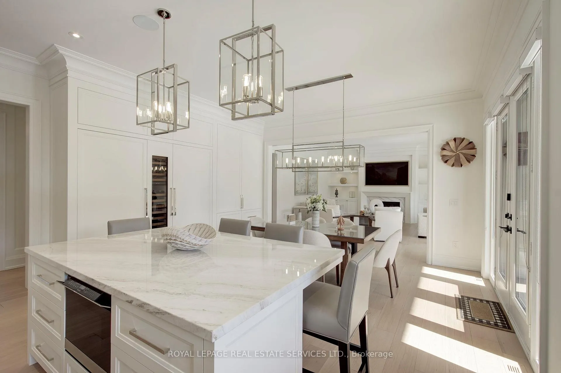 Photo 12 of 1504 Warren Drive, Oakville, Morrison — HOMEH