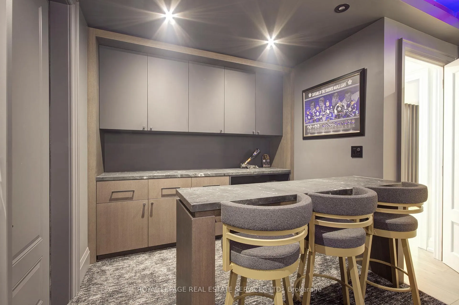 Photo 35 of 1504 Warren Drive, Oakville, Morrison — HOMEH