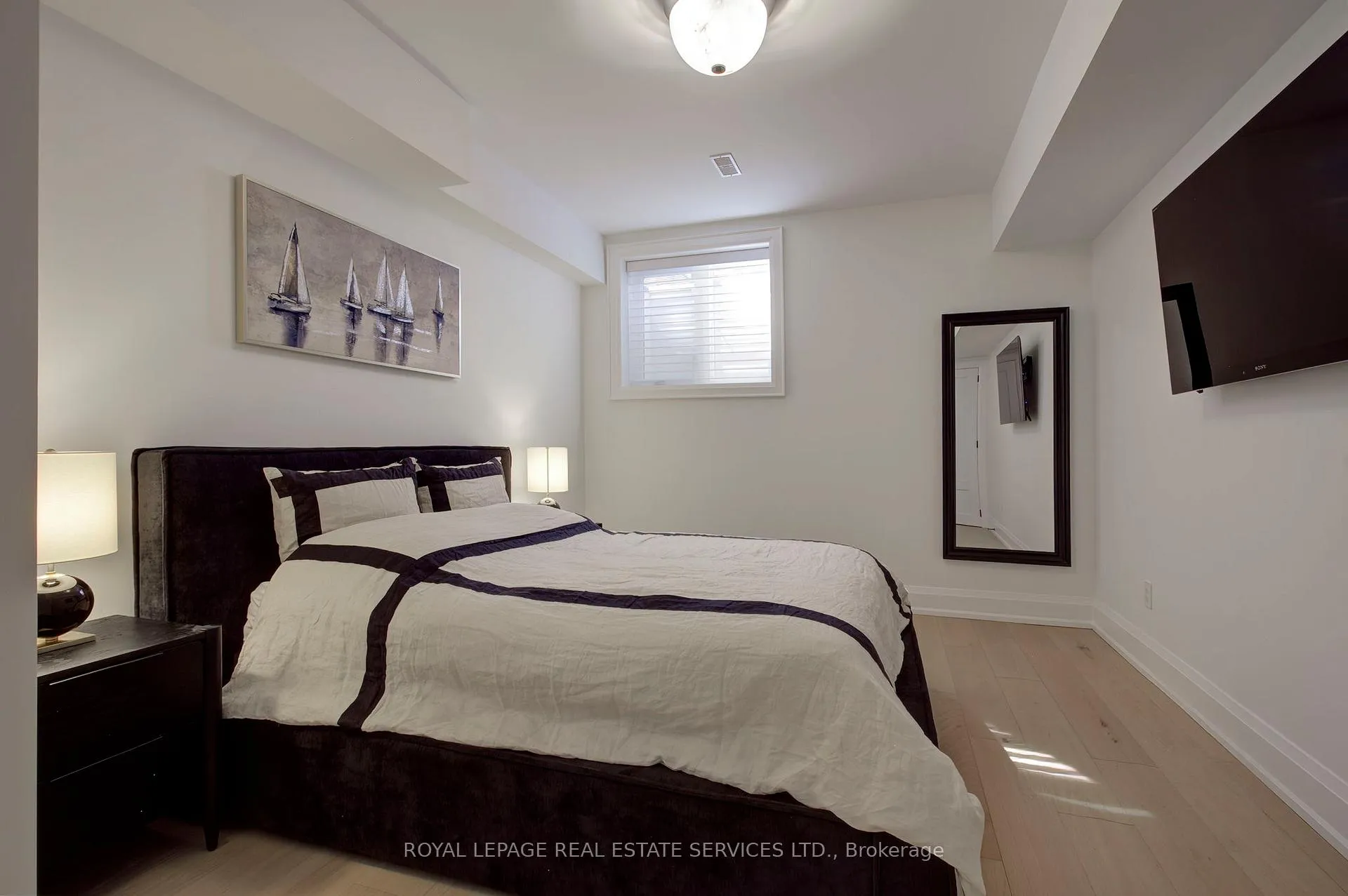 Photo 37 of 1504 Warren Drive, Oakville, Morrison — HOMEH