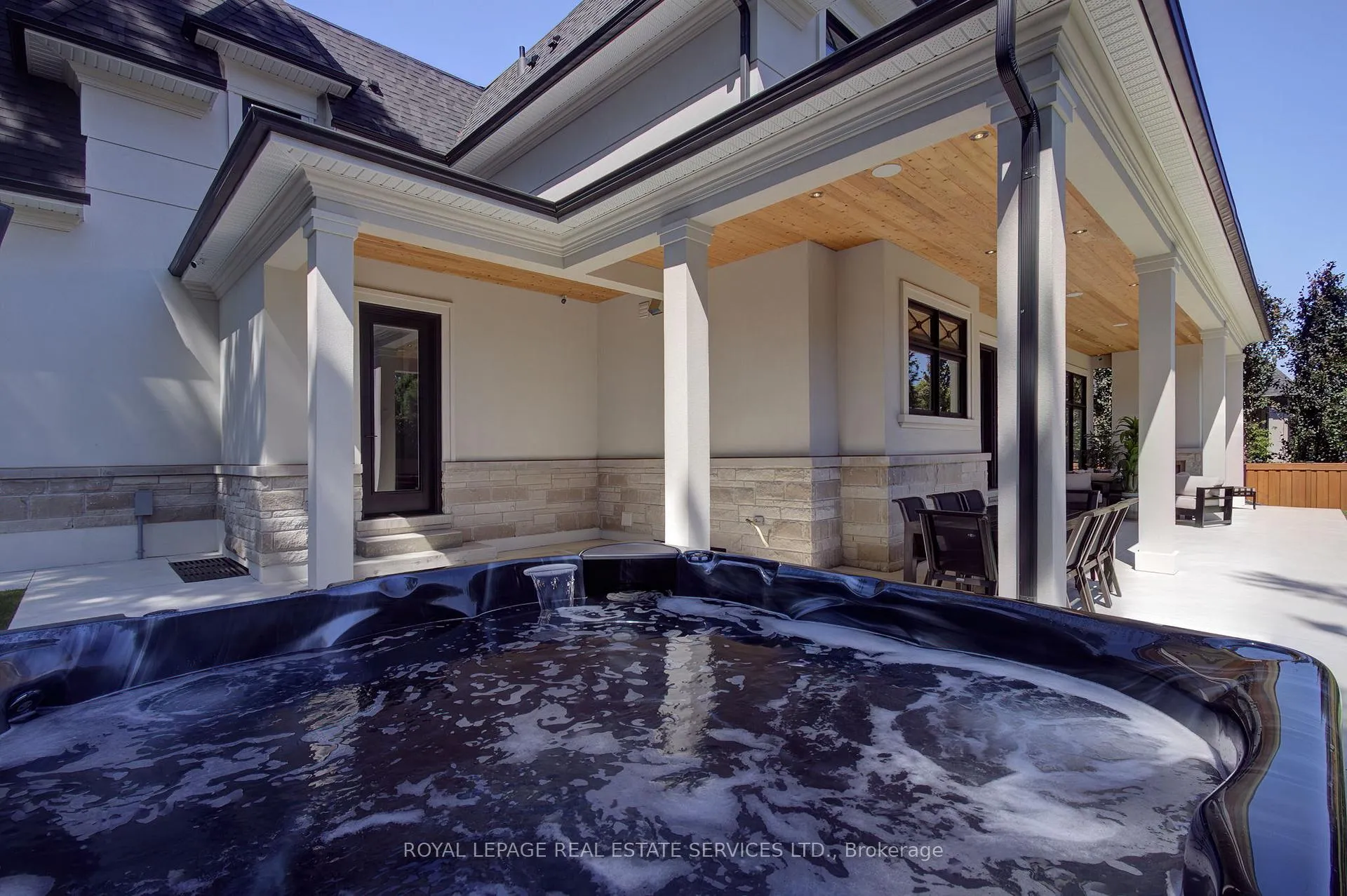 Photo 40 of 1504 Warren Drive, Oakville, Morrison — HOMEH