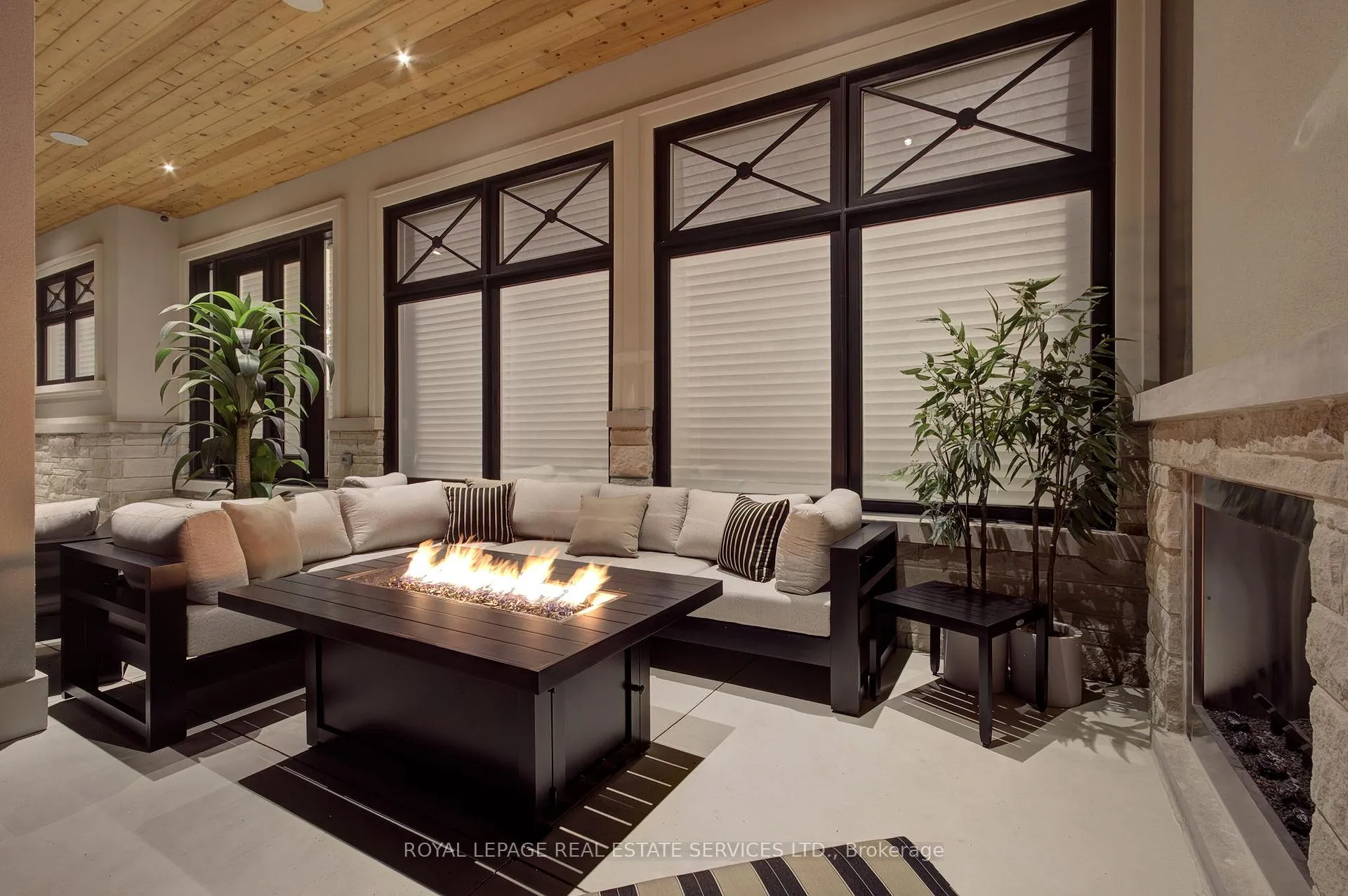 Photo 45 of 1504 Warren Drive, Oakville, Morrison — HOMEH