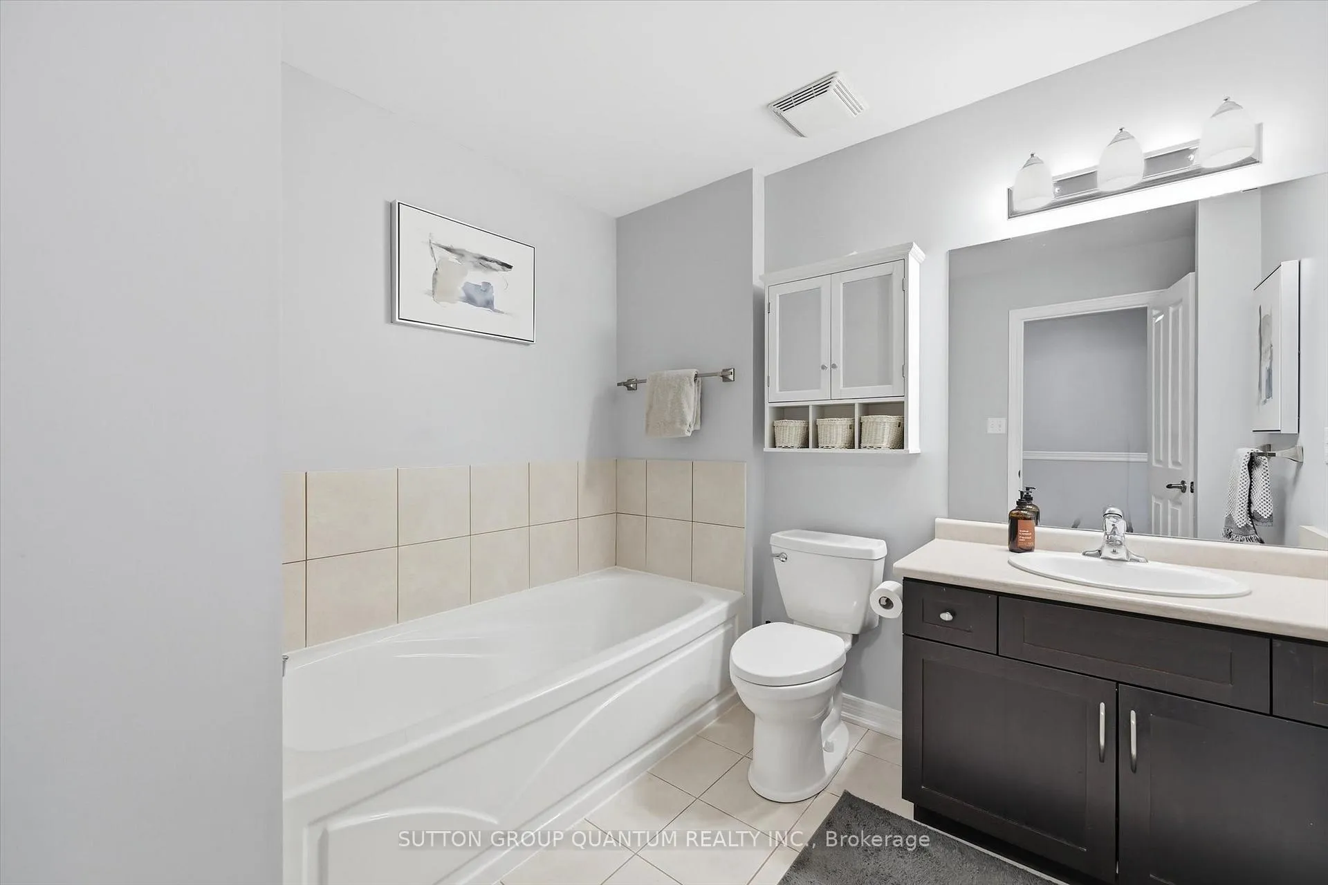 Photo 28 of Unit 2, 4165 Upper Middle Road, Burlington, Rose — HOMEH