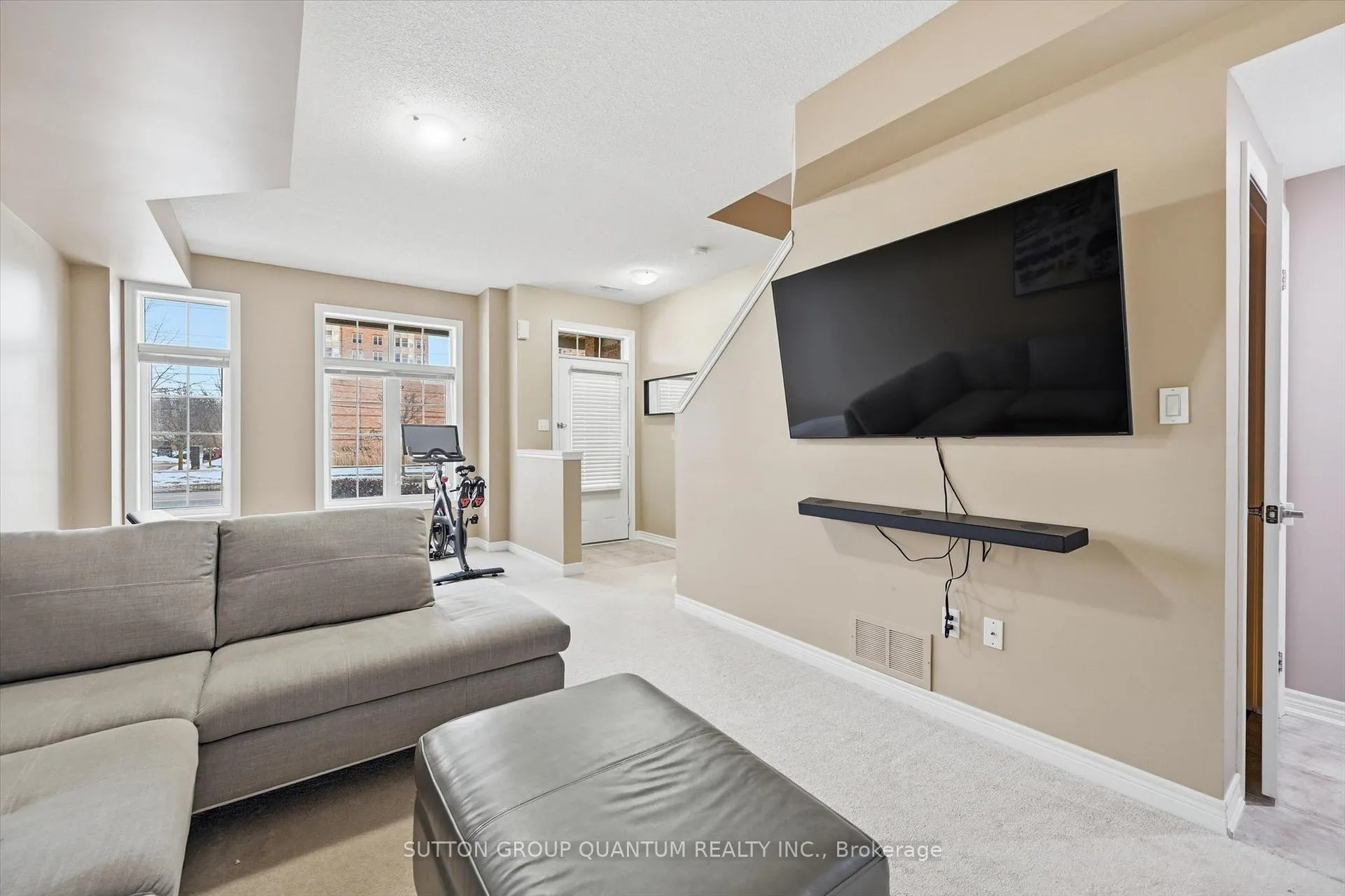 Photo 35 of Unit 2, 4165 Upper Middle Road, Burlington, Rose — HOMEH