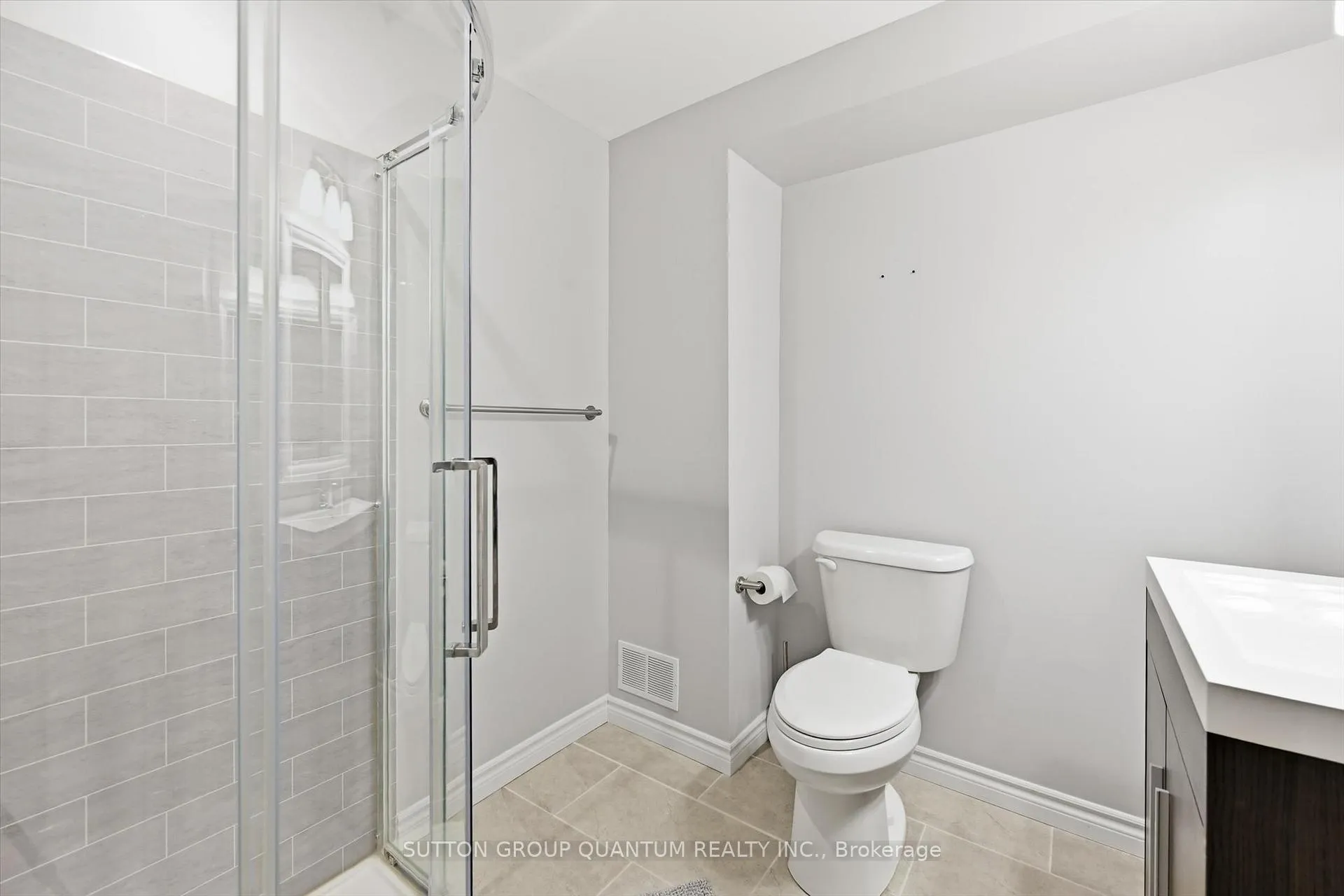 Photo 39 of Unit 2, 4165 Upper Middle Road, Burlington, Rose — HOMEH