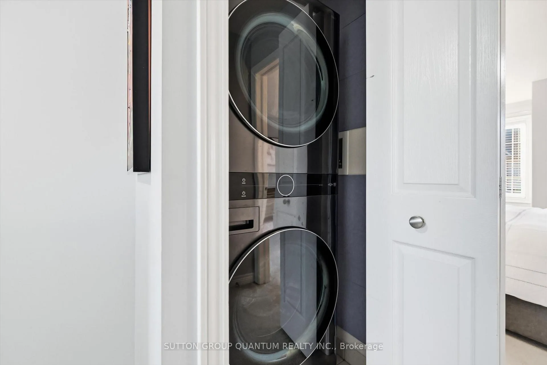 Photo 42 of Unit 2, 4165 Upper Middle Road, Burlington, Rose — HOMEH
