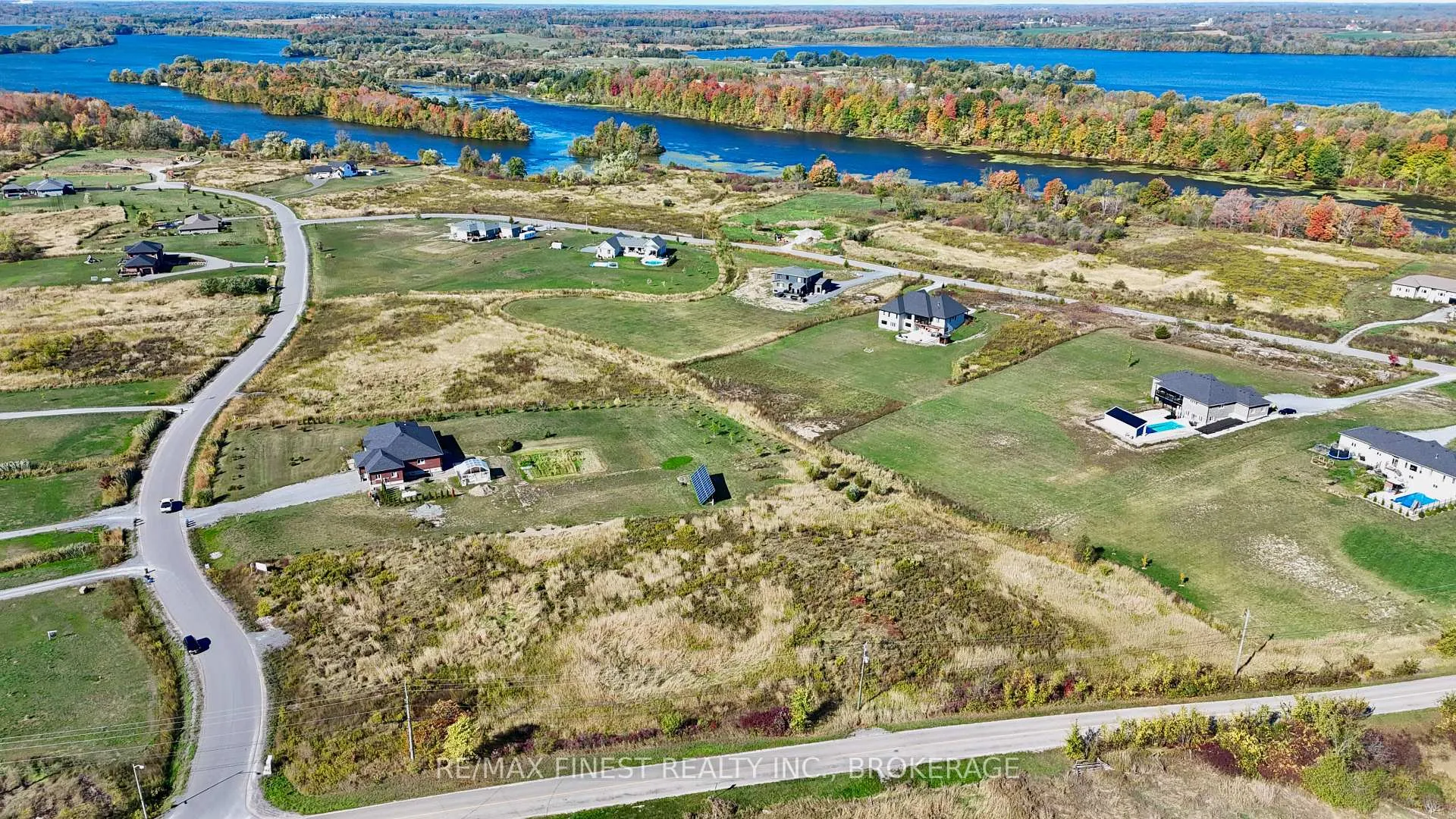 Photo 6 of 244 Mann Drive, Kingston, City North of 401 — HOMEH