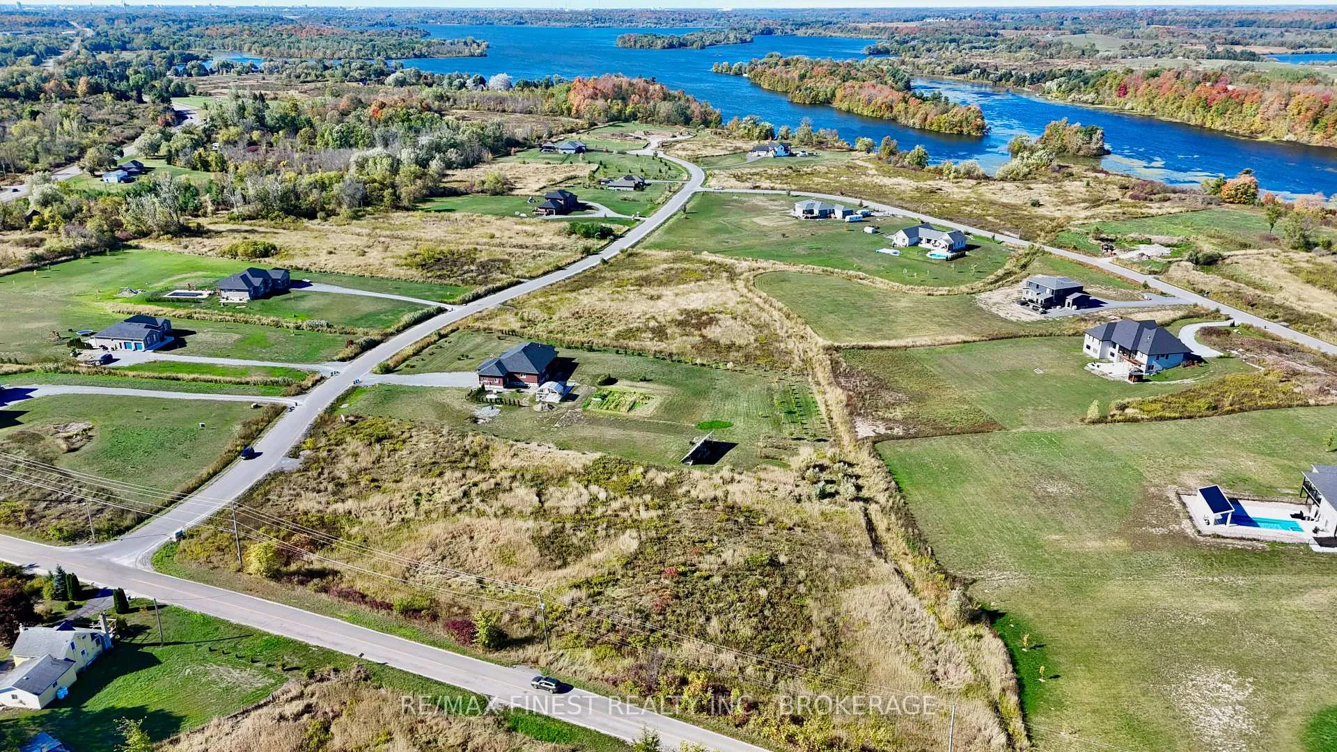 Photo 8 of 244 Mann Drive, Kingston, City North of 401 — HOMEH