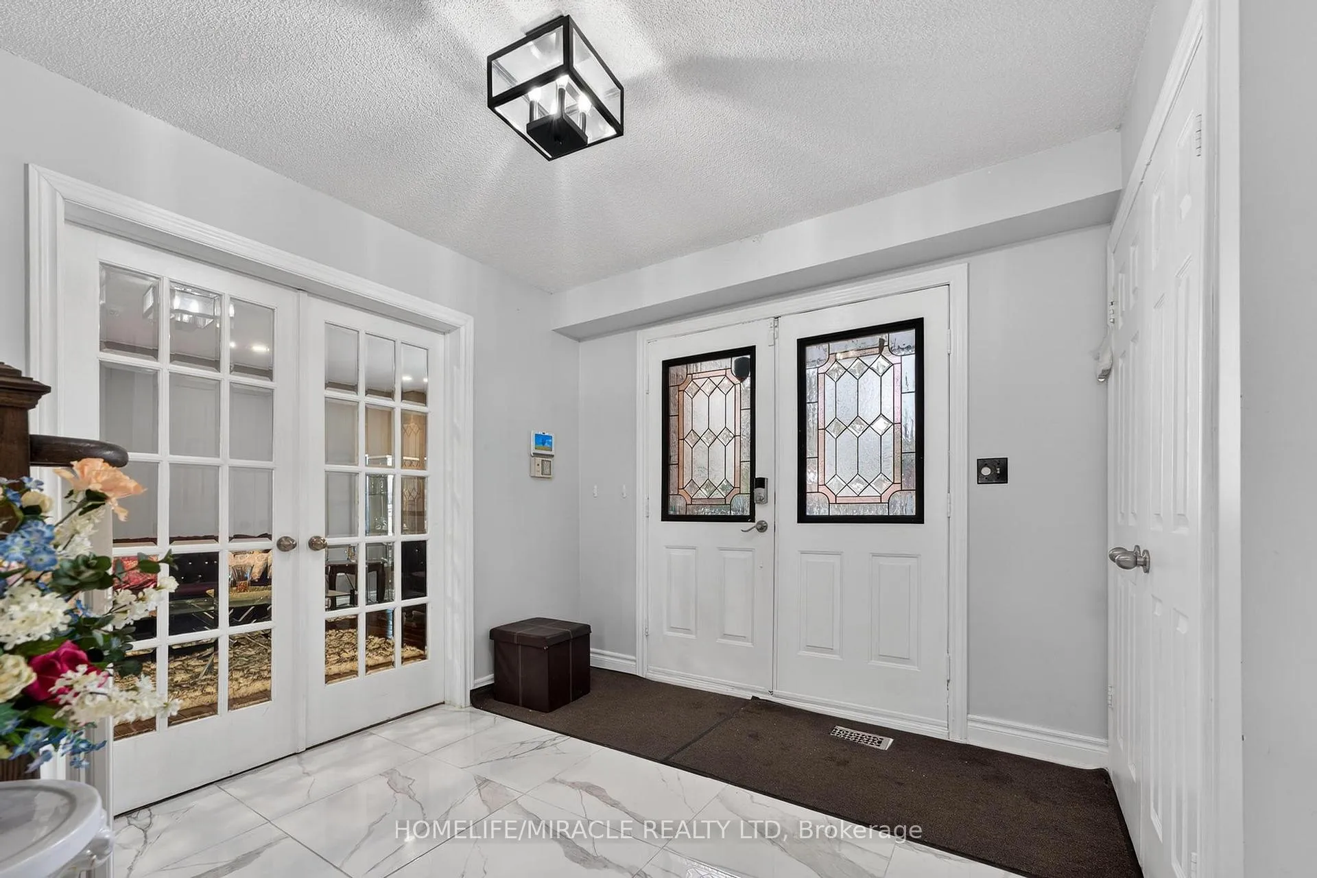 Photo 8 of 1002 Rambleberry Avenue, Pickering, Liverpool — HOMEH