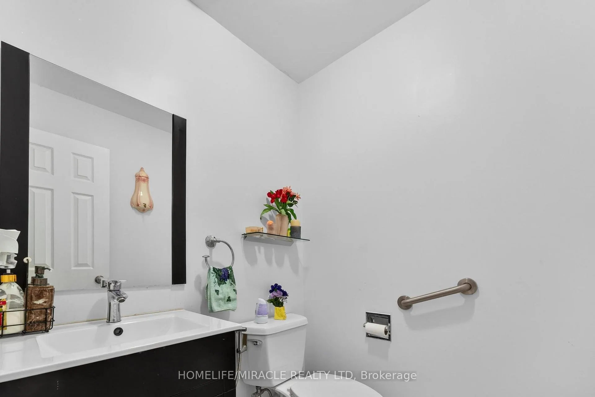 Photo 19 of 1002 Rambleberry Avenue, Pickering, Liverpool — HOMEH