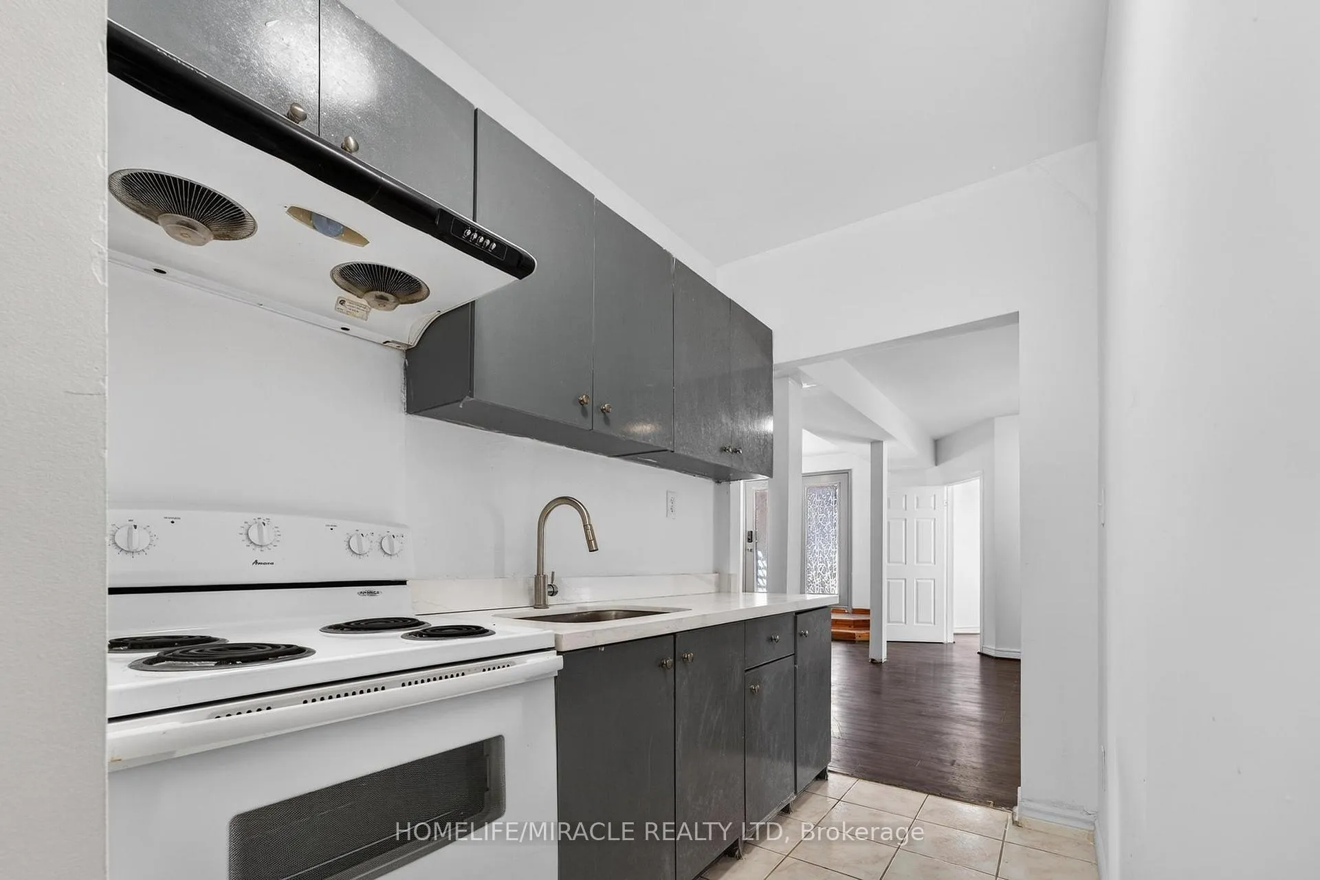 Photo 21 of 1002 Rambleberry Avenue, Pickering, Liverpool — HOMEH
