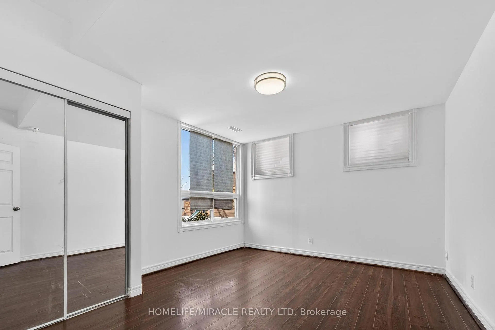 Photo 27 of 1002 Rambleberry Avenue, Pickering, Liverpool — HOMEH