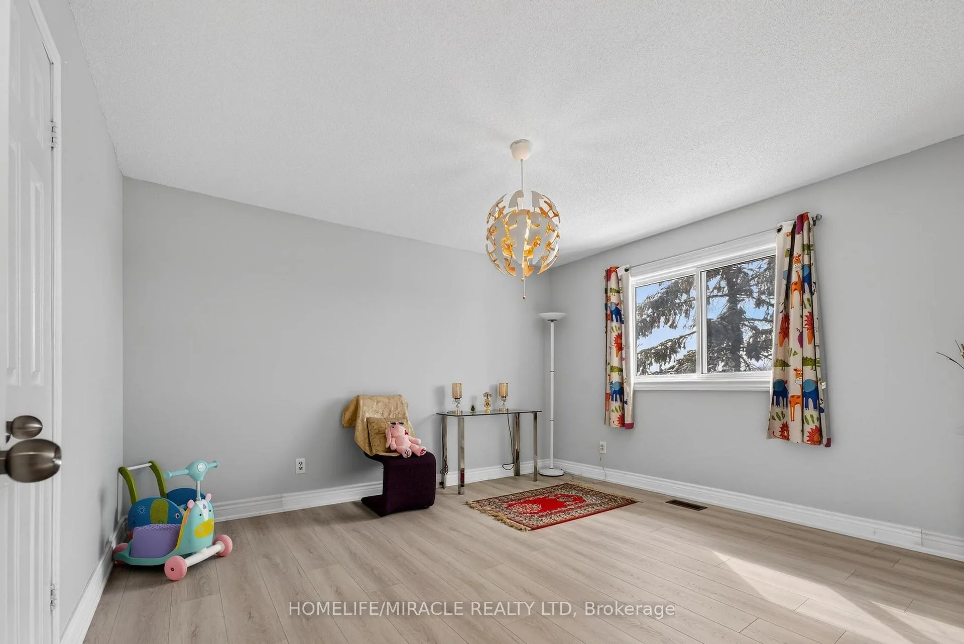 Photo 33 of 1002 Rambleberry Avenue, Pickering, Liverpool — HOMEH