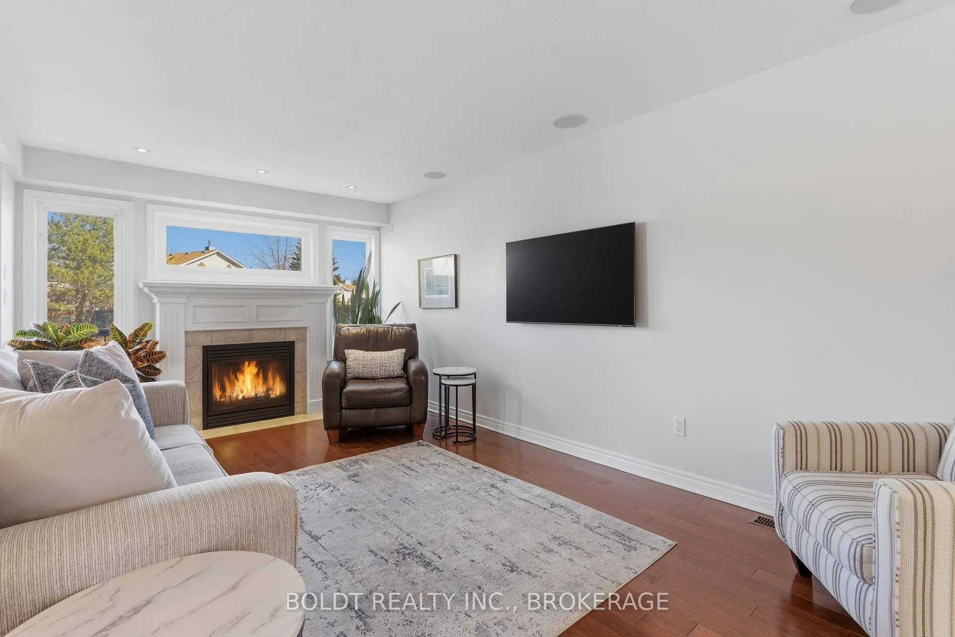 Photo 5 of 153 McBride Drive, St. Catharines, Rykert/Vansickle — HOMEH