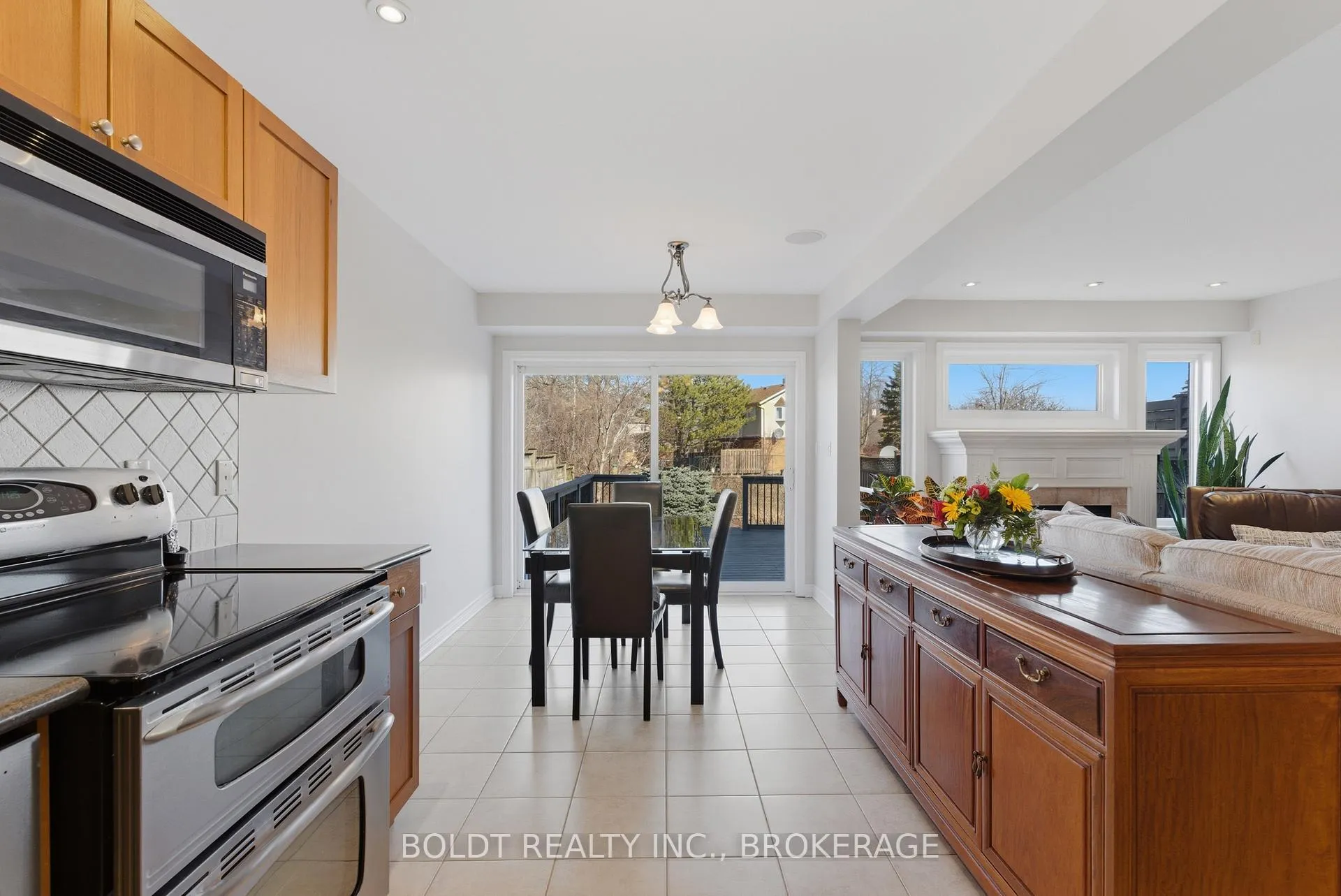 Photo 8 of 153 McBride Drive, St. Catharines, Rykert/Vansickle — HOMEH