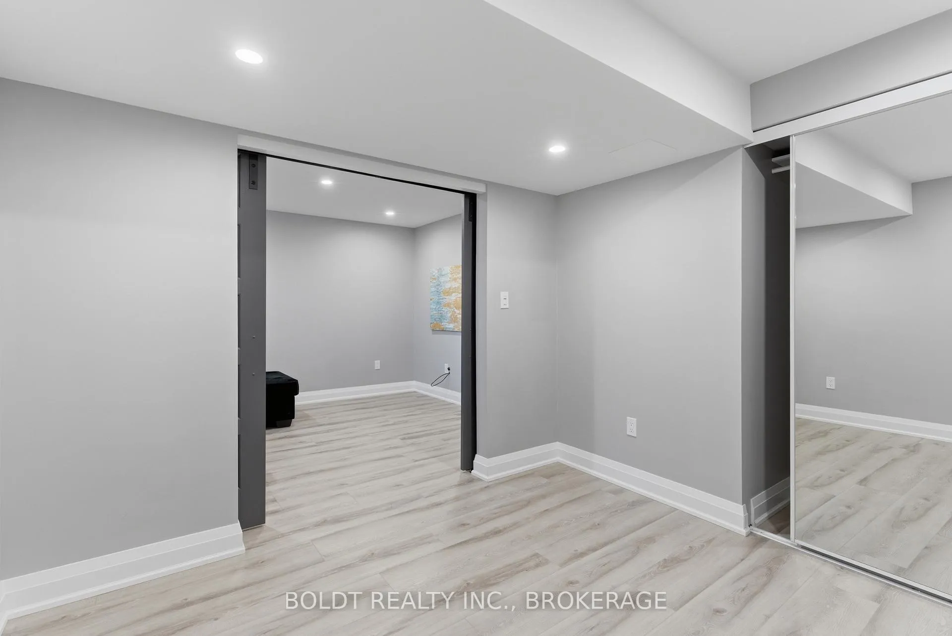 Photo 31 of 153 McBride Drive, St. Catharines, Rykert/Vansickle — HOMEH