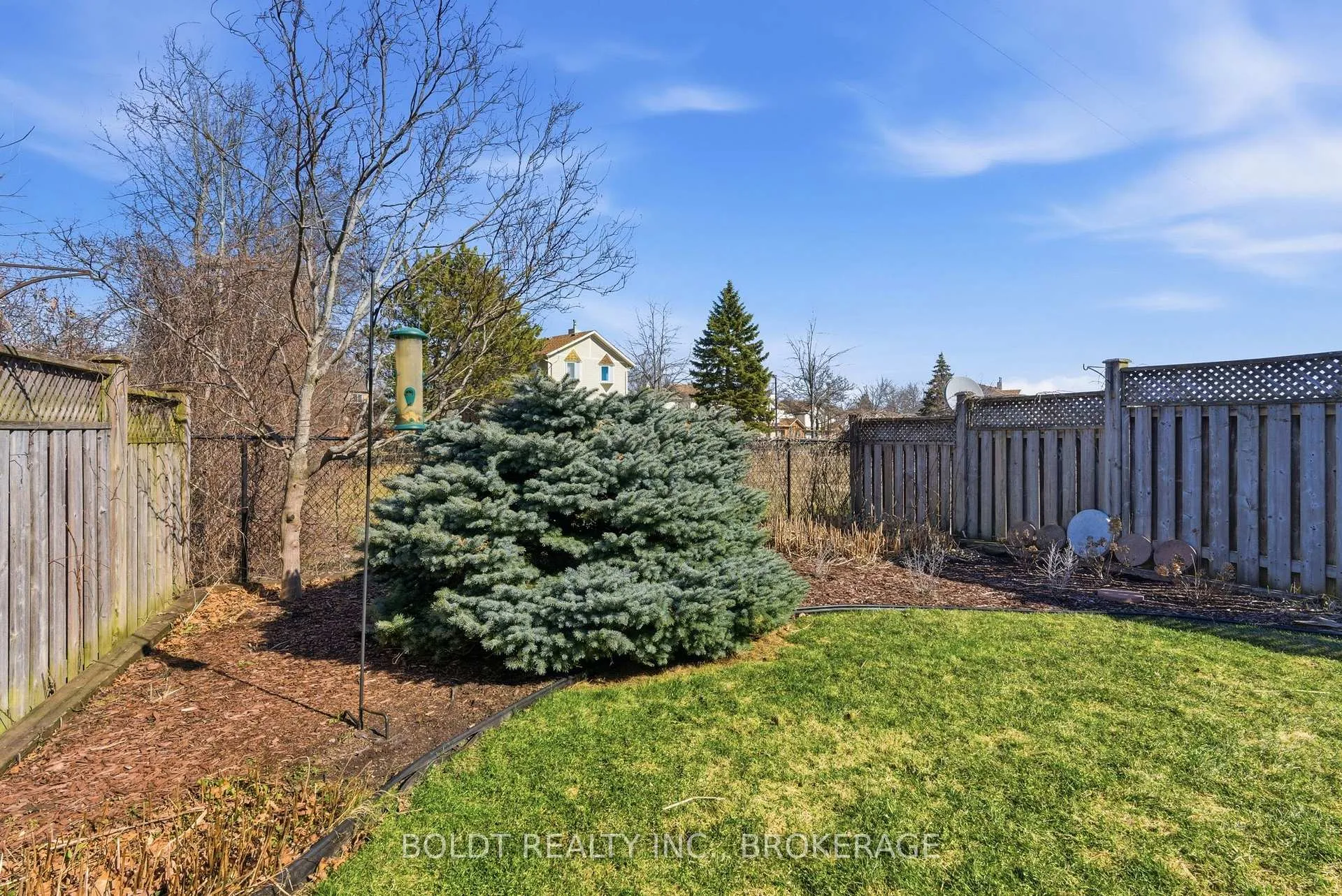Photo 35 of 153 McBride Drive, St. Catharines, Rykert/Vansickle — HOMEH
