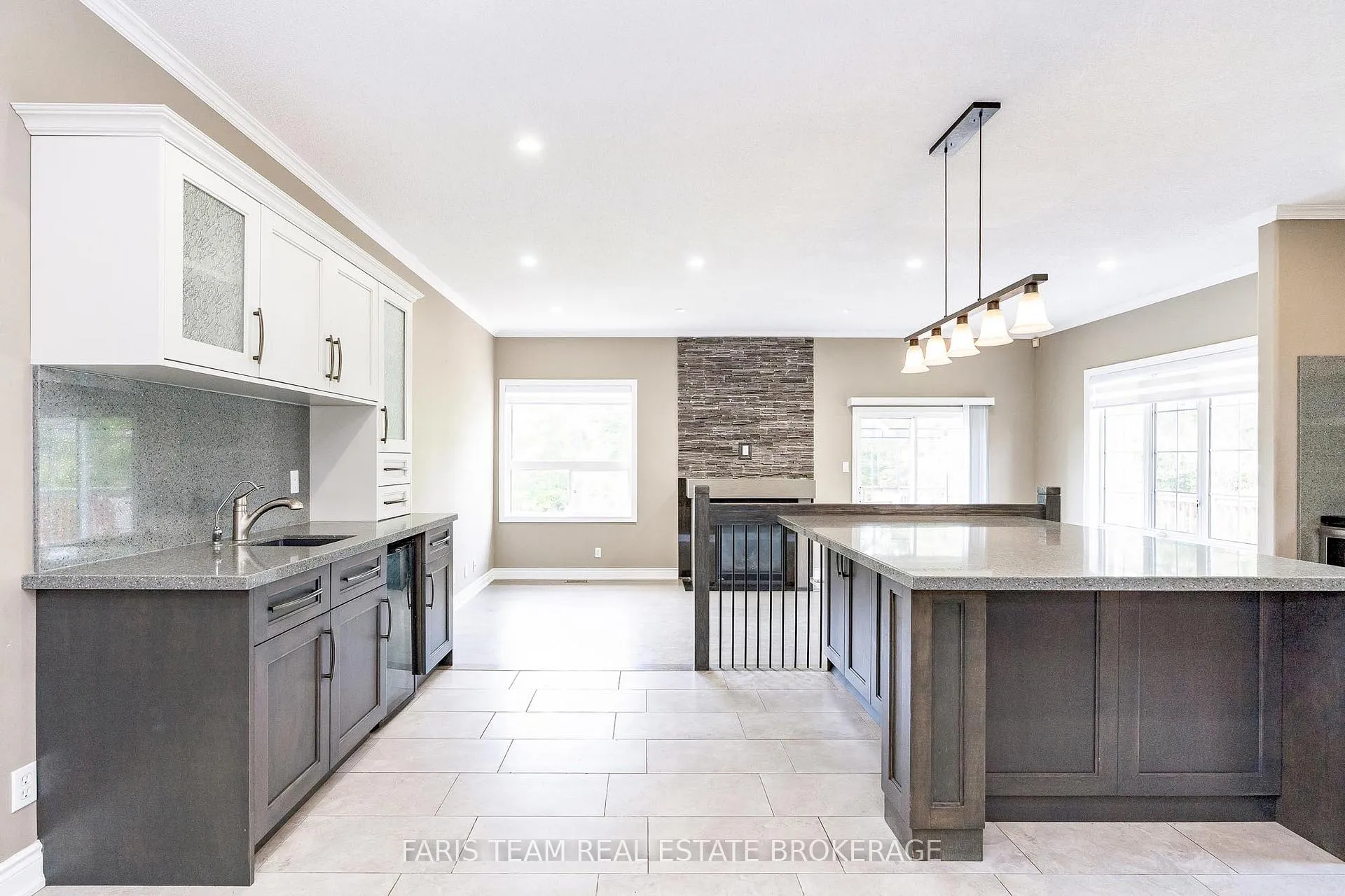 Photo 12 of 46 Kell Place, Barrie, Bayshore — HOMEH