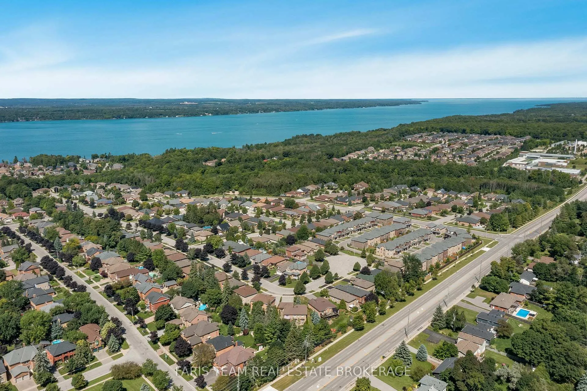 Photo 41 of 46 Kell Place, Barrie, Bayshore — HOMEH