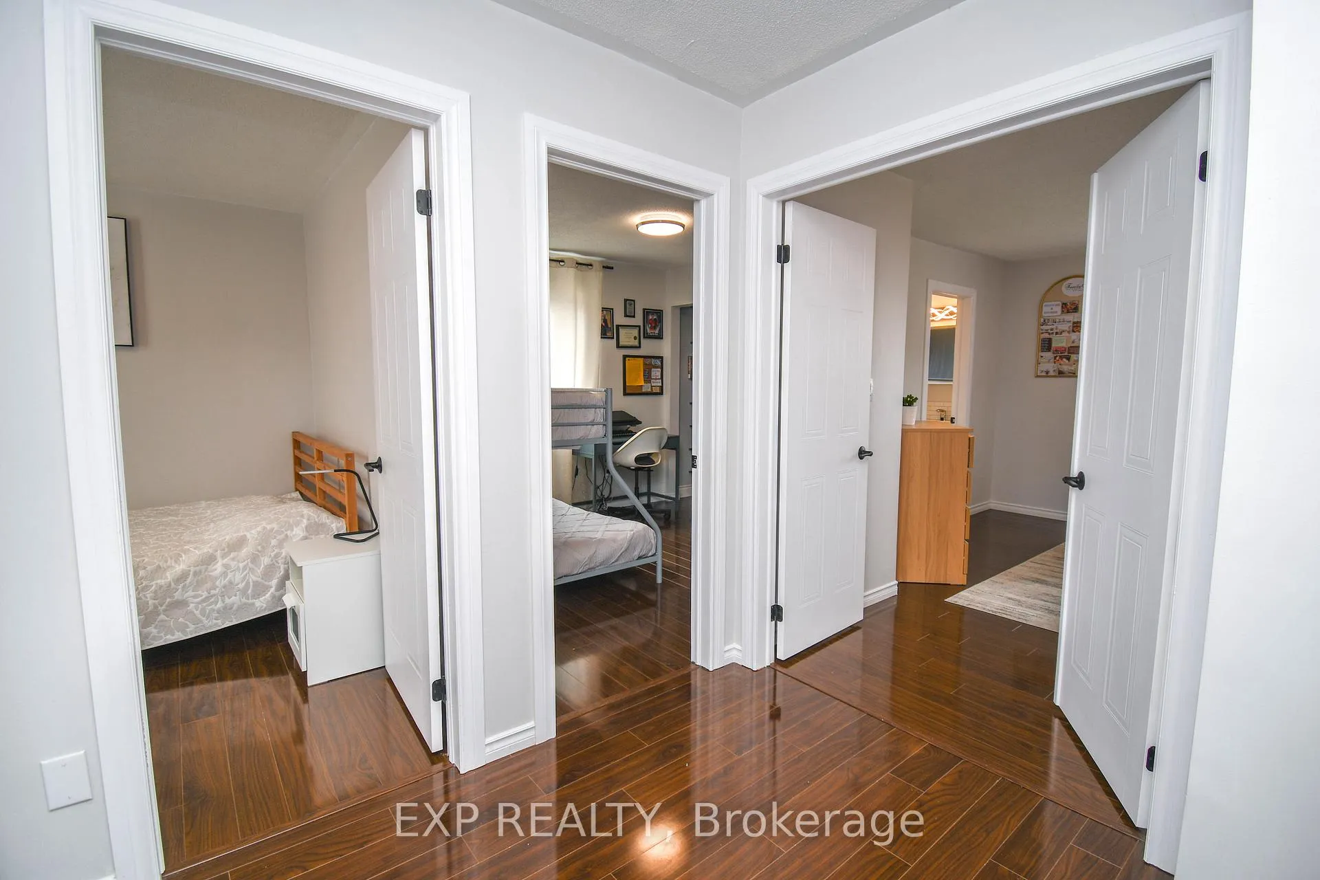 Photo 10 of 30 Aikens Crescent, Barrie, Holly — HOMEH