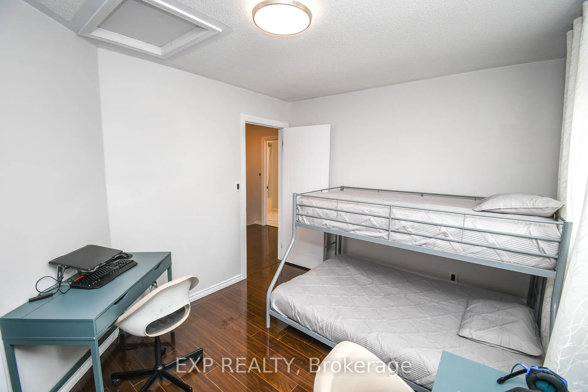 Photo 16 of 30 Aikens Crescent, Barrie, Holly — HOMEH
