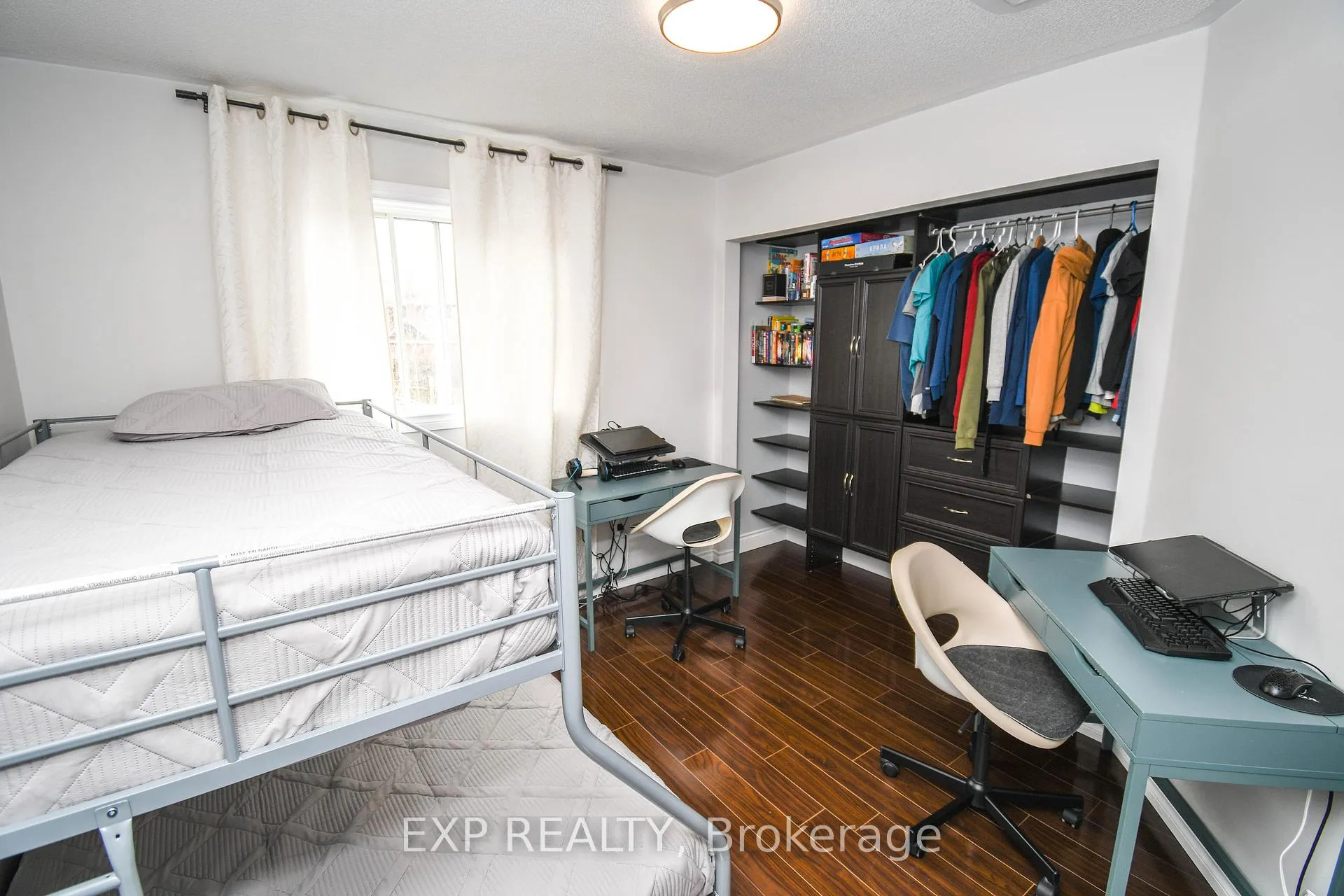 Photo 17 of 30 Aikens Crescent, Barrie, Holly — HOMEH