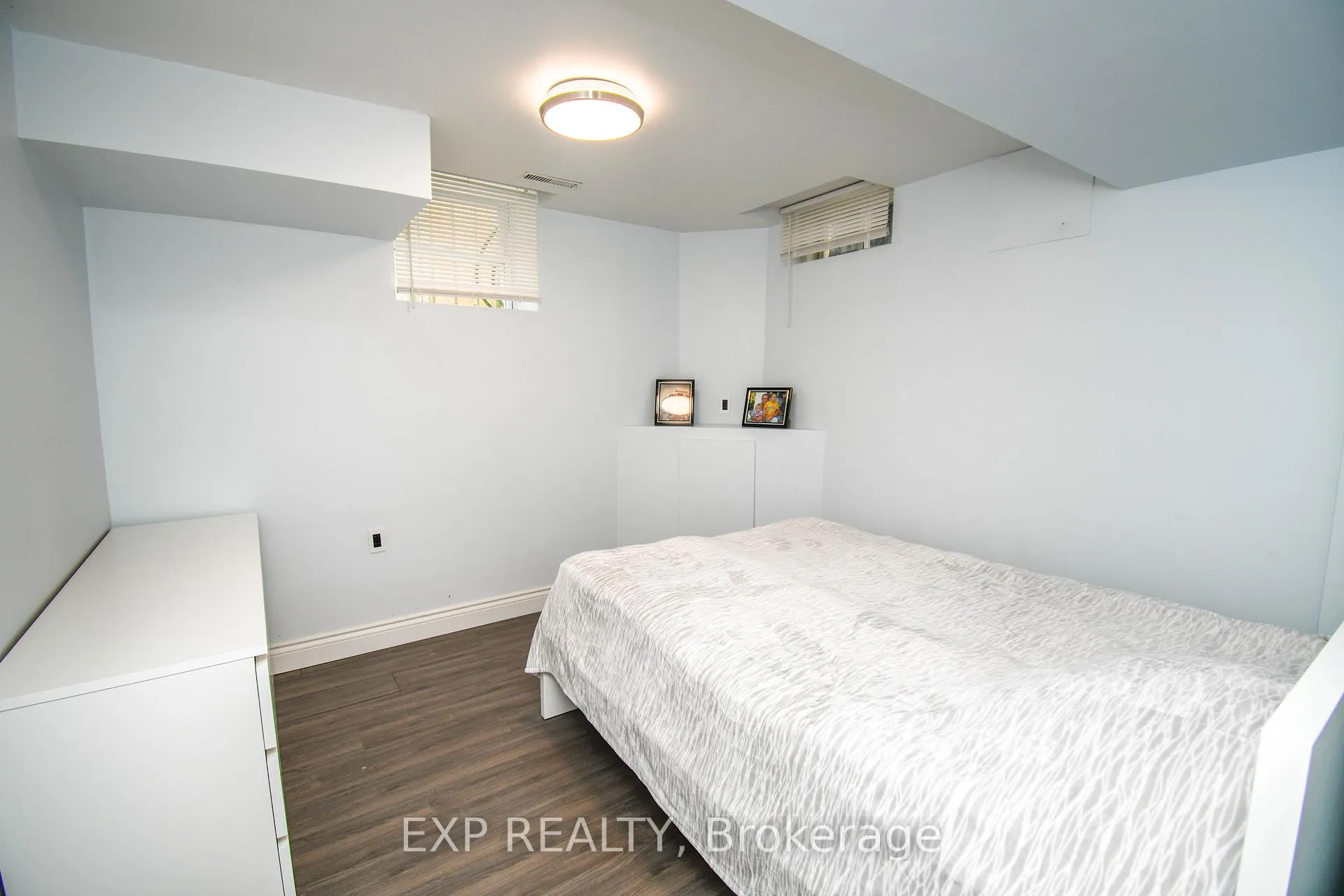 Photo 26 of 30 Aikens Crescent, Barrie, Holly — HOMEH