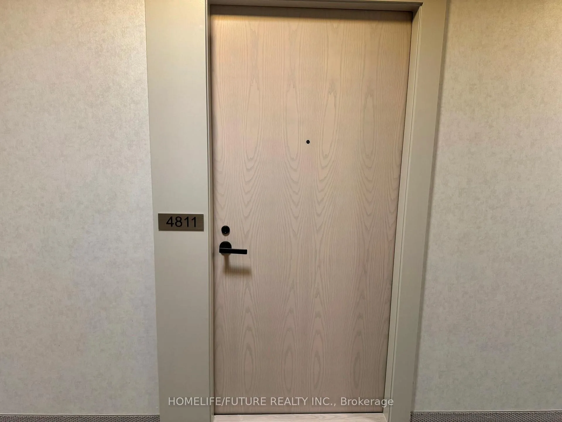 Photo 1 of Unit 4811, 8 Interchange Way, Vaughan, Vaughan Corporate Centre — HOMEH