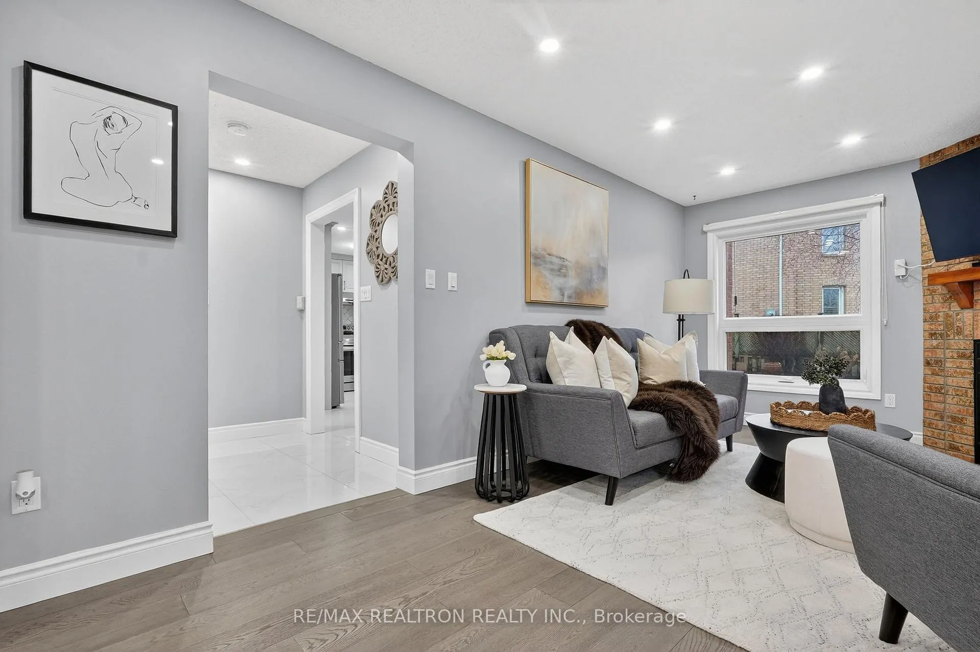 Photo 12 of 15 Bray Drive, Ajax, Central — HOMEH