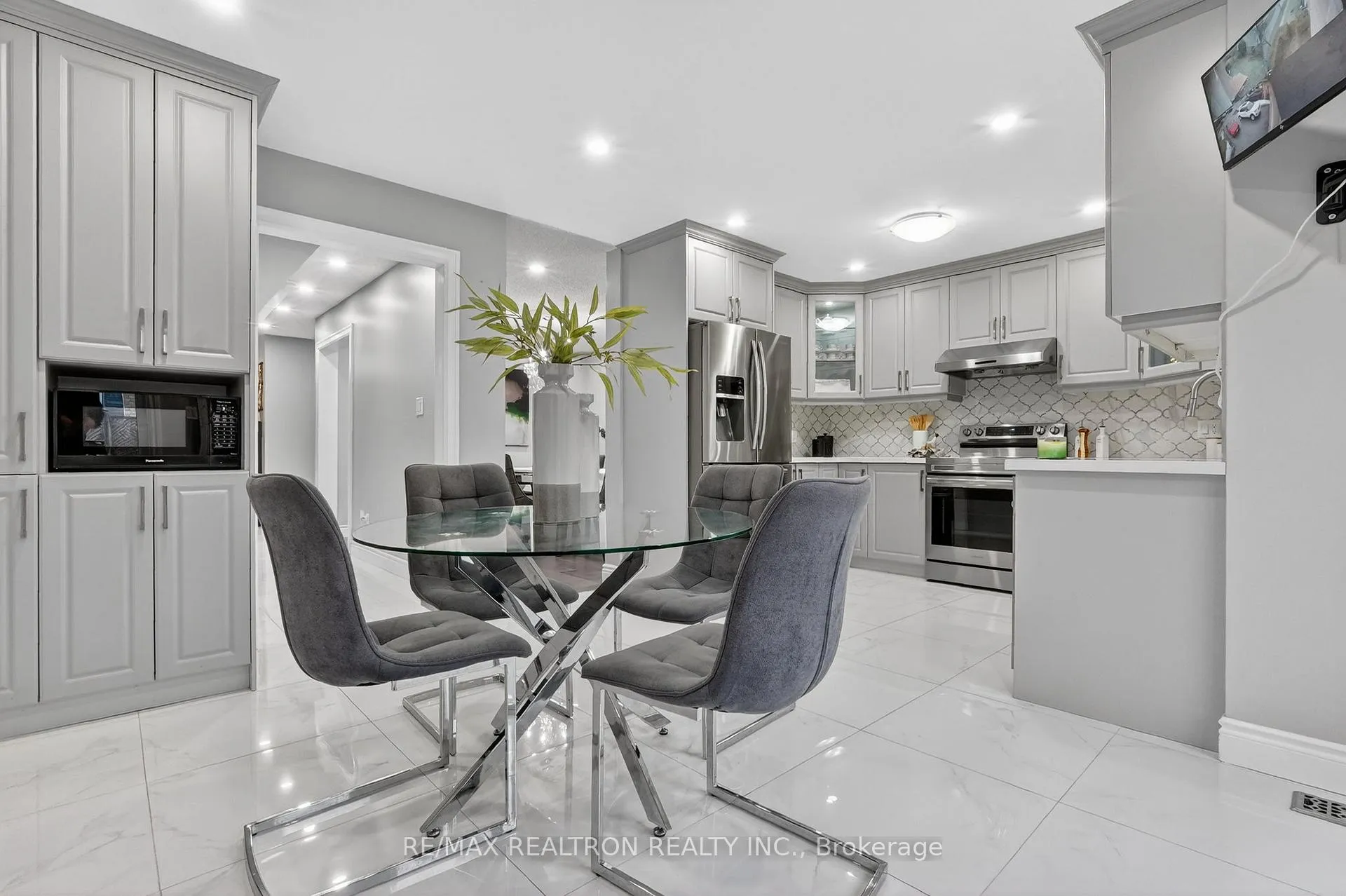 Photo 23 of 15 Bray Drive, Ajax, Central — HOMEH
