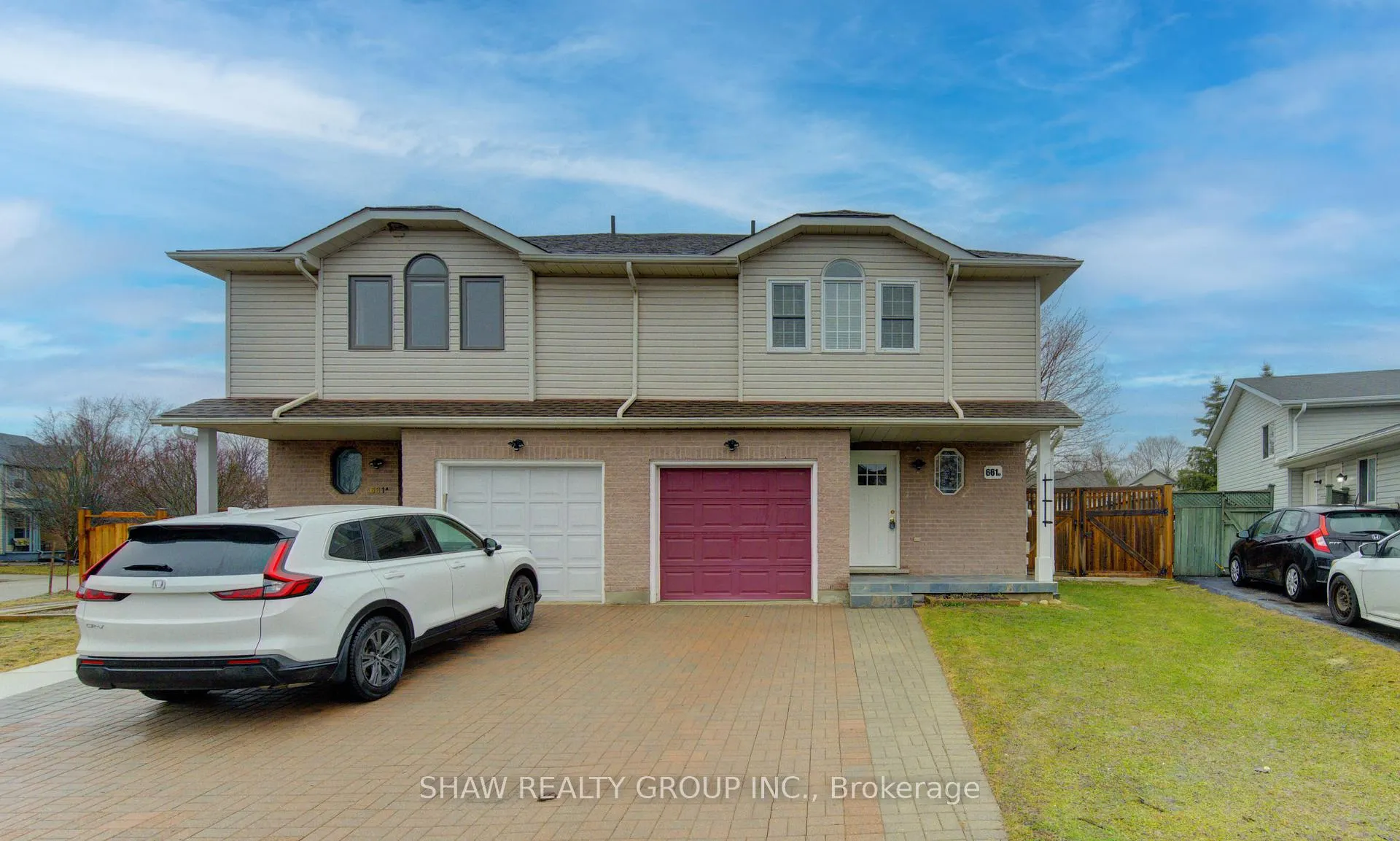 Photo 3 of Unit B, 661 Jacob Lane, Waterloo — HOMEH