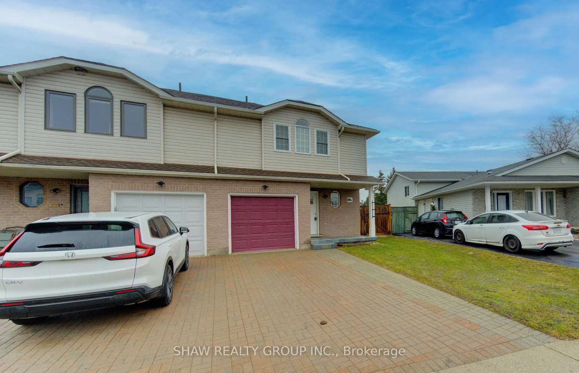 Photo 4 of Unit B, 661 Jacob Lane, Waterloo — HOMEH