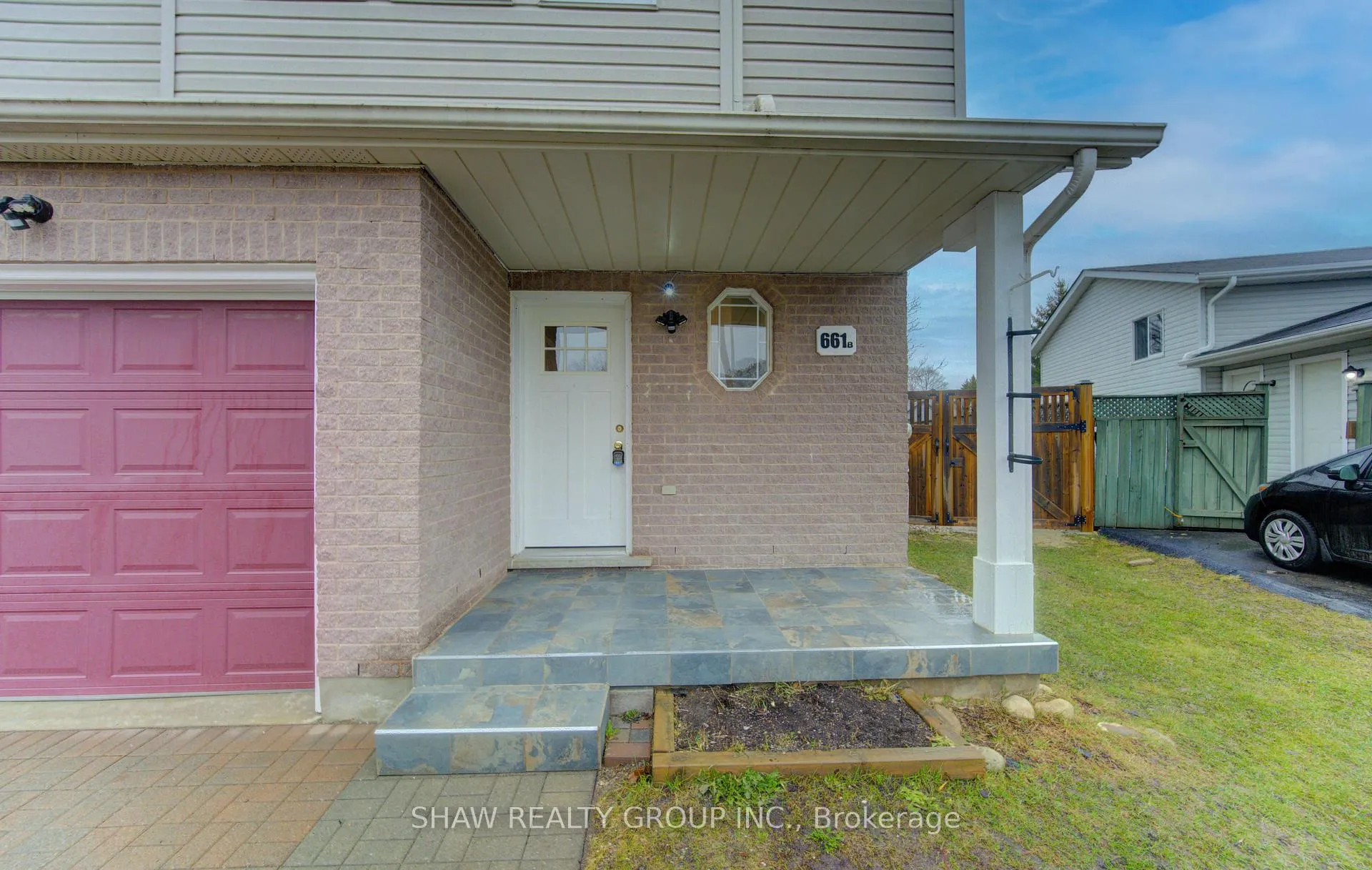 Photo 5 of Unit B, 661 Jacob Lane, Waterloo — HOMEH