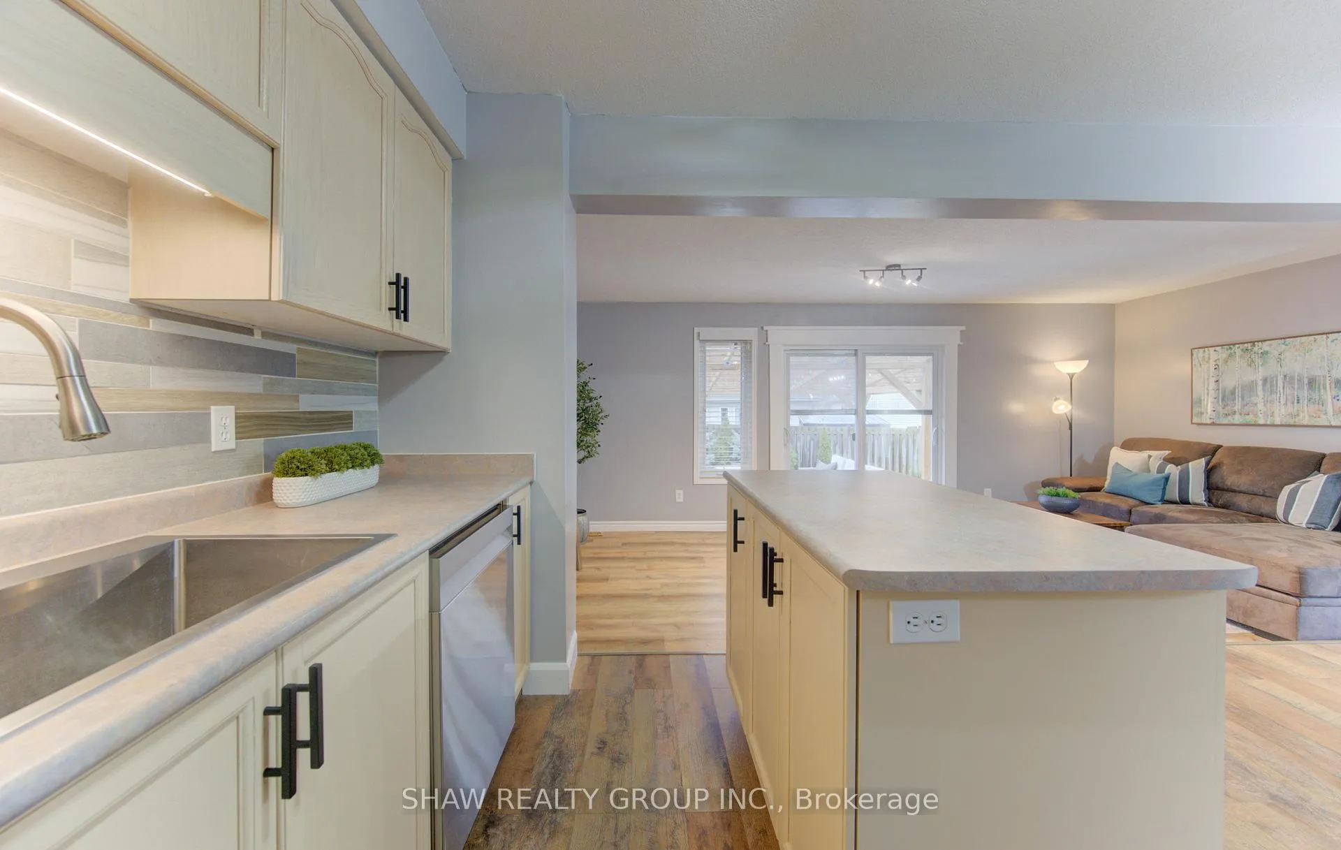 Photo 15 of Unit B, 661 Jacob Lane, Waterloo — HOMEH