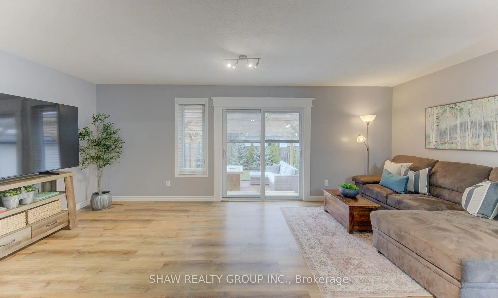 Photo 19 of Unit B, 661 Jacob Lane, Waterloo — HOMEH
