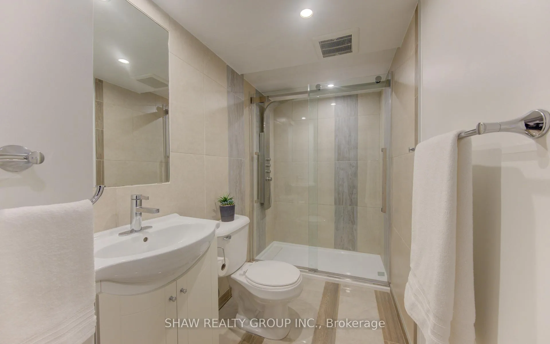 Photo 31 of Unit B, 661 Jacob Lane, Waterloo — HOMEH