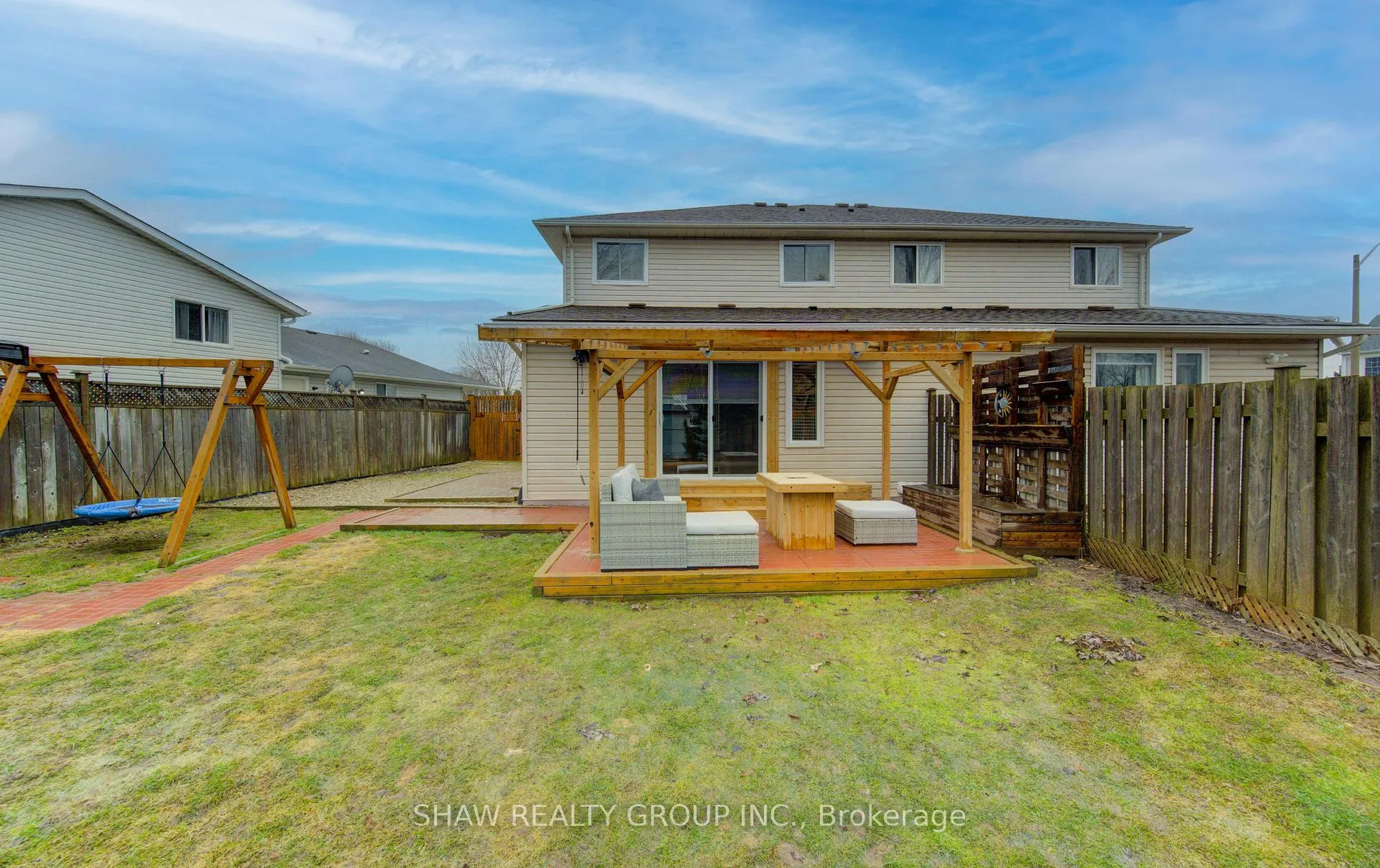 Photo 35 of Unit B, 661 Jacob Lane, Waterloo — HOMEH