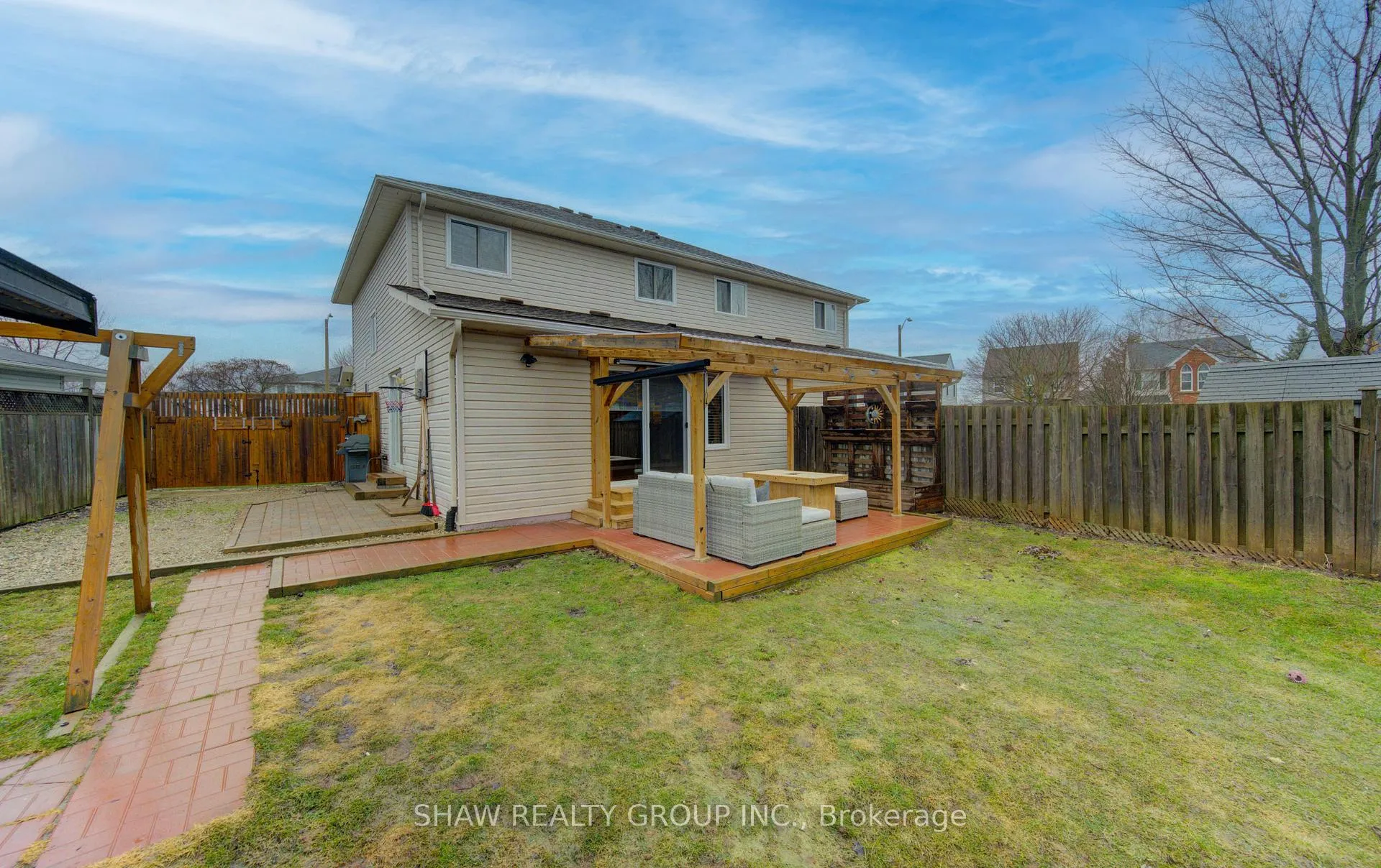Photo 36 of Unit B, 661 Jacob Lane, Waterloo — HOMEH
