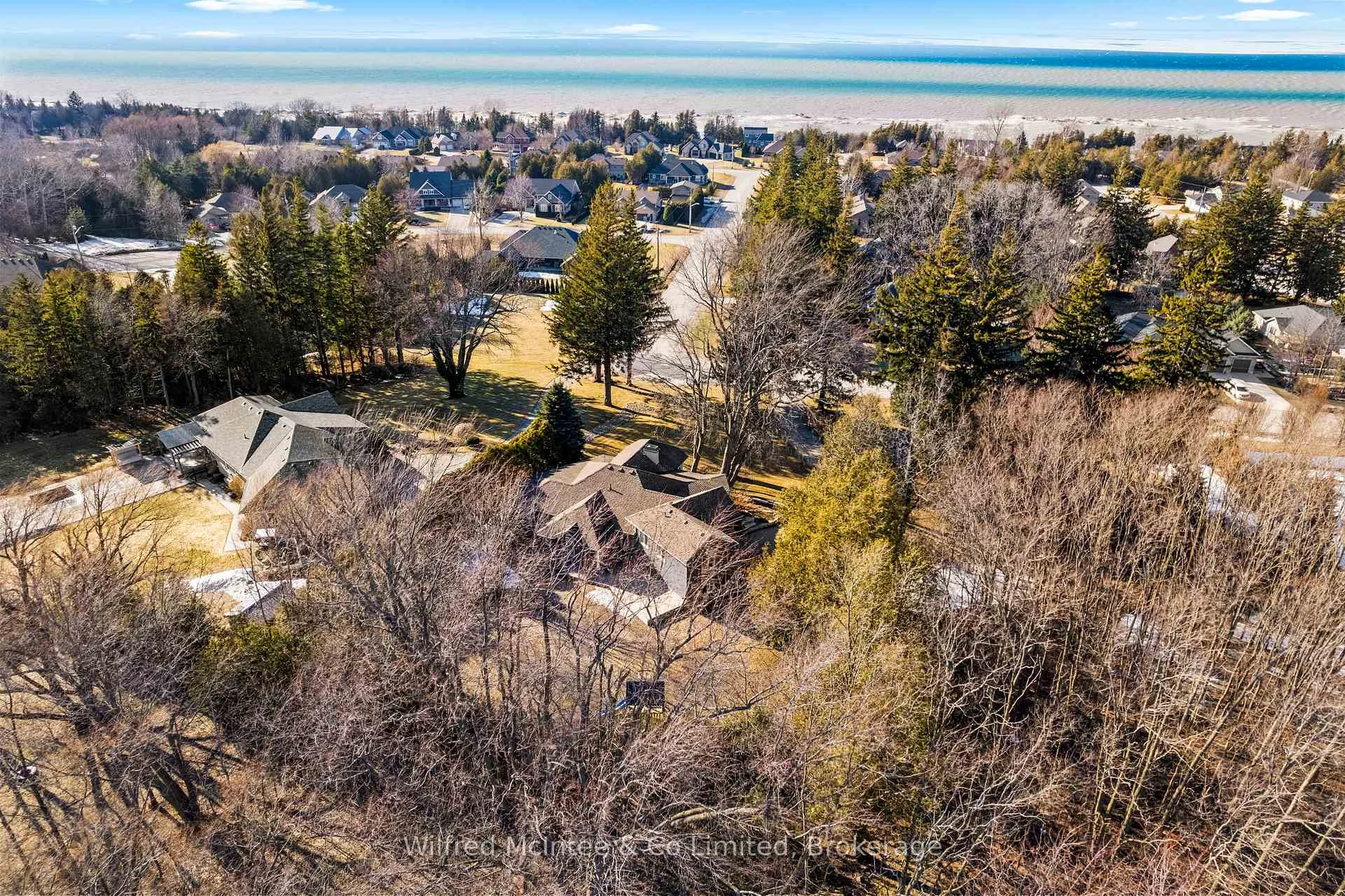 Photo 10 of 31 Tanya Crescent, Huron-Kinloss — HOMEH