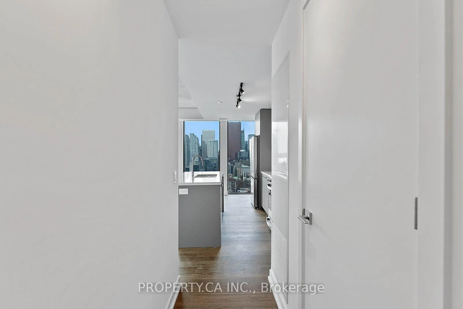 Photo 2 of Unit 3002, 284 King Street E, Toronto, Moss Park — HOMEH