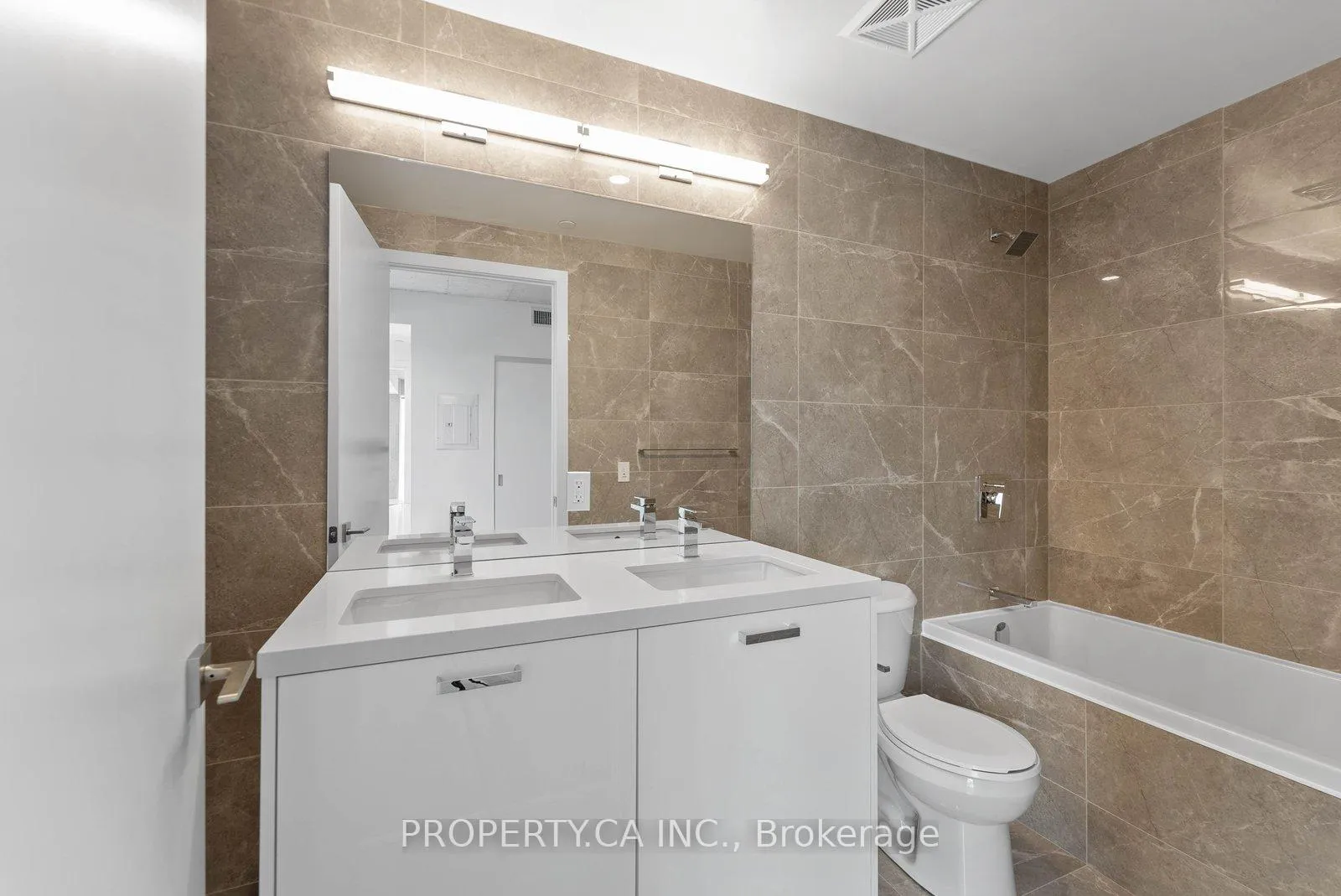 Photo 17 of Unit 3002, 284 King Street E, Toronto, Moss Park — HOMEH