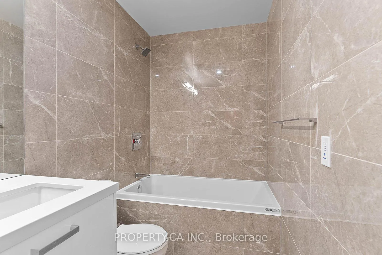 Photo 18 of Unit 3002, 284 King Street E, Toronto, Moss Park — HOMEH