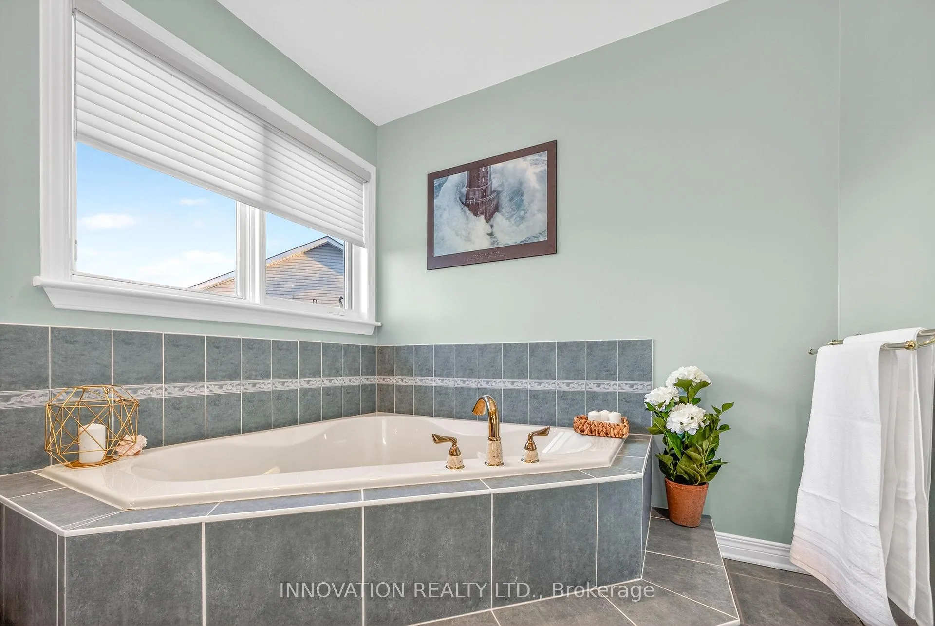 Photo 32 of 1911 Caprihani Way, Ottawa, Springridge/East Village — HOMEH