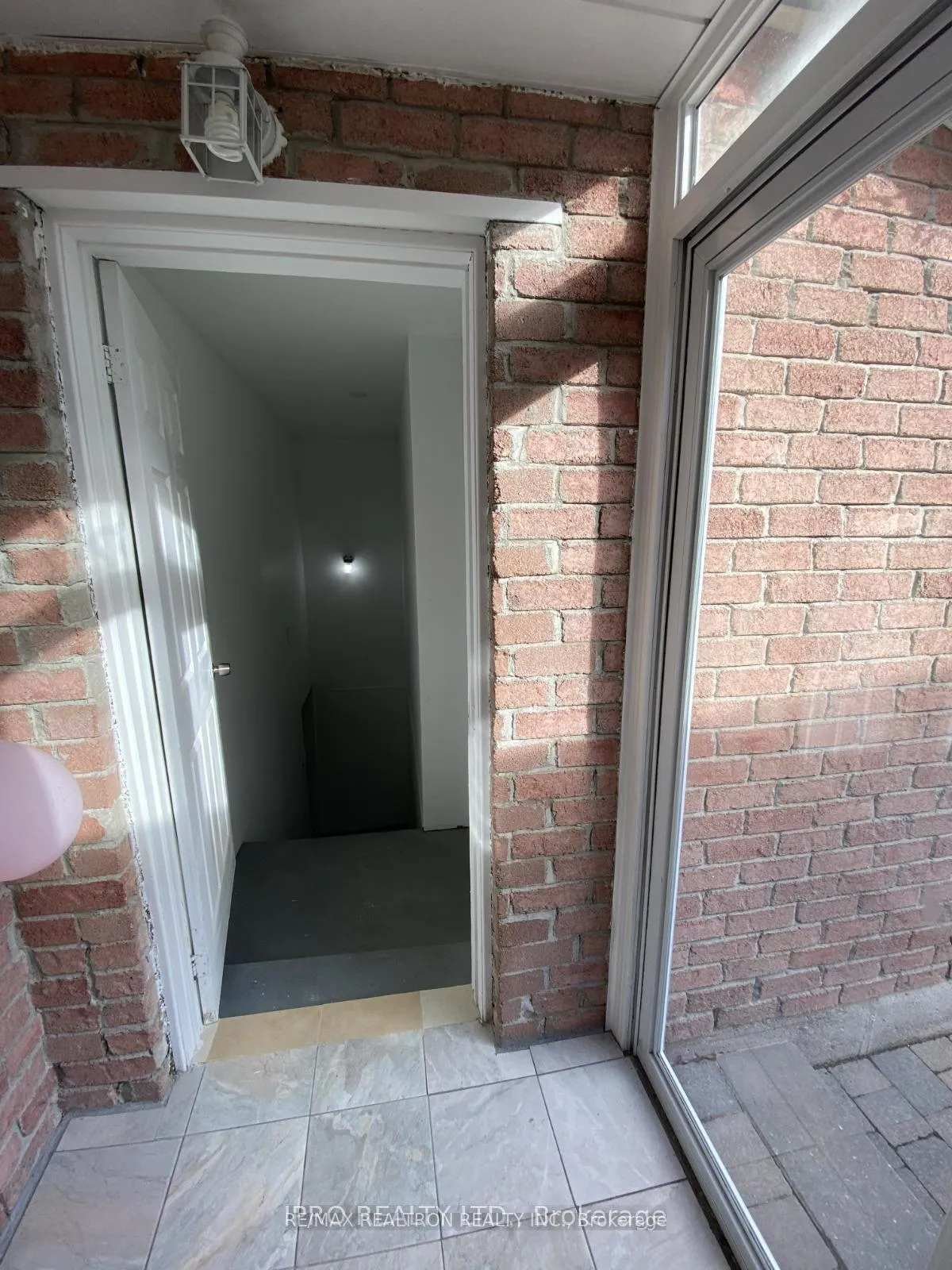 Photo 1 of Unit Bsmnt, 46 Wheeling Drive, Scarborough, Rouge — HOMEH