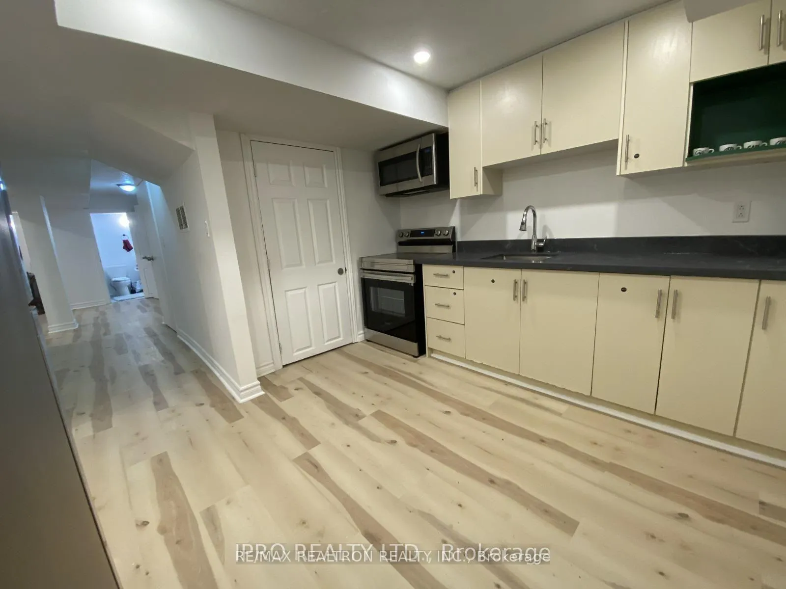 Photo 6 of Unit Bsmnt, 46 Wheeling Drive, Scarborough, Rouge — HOMEH